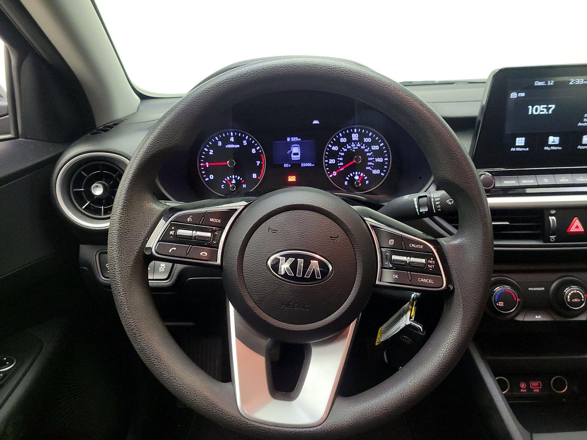 Thumbnail: 2020 Kia Forte - 10