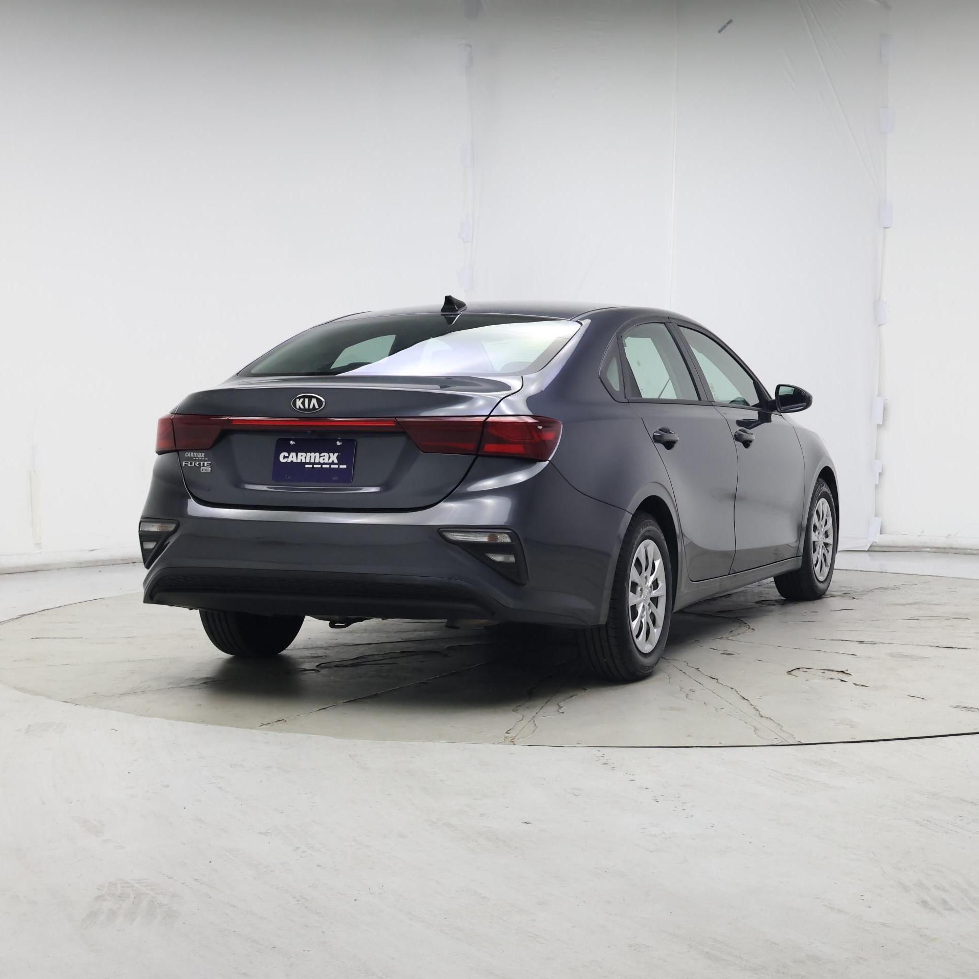 Thumbnail: 2020 Kia Forte - 8