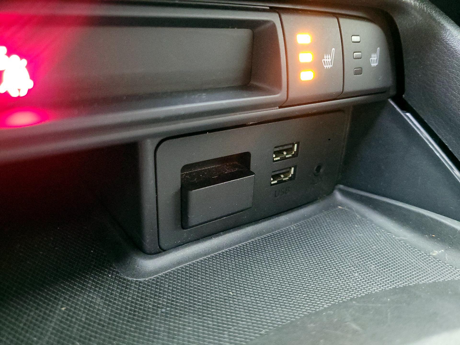 Thumbnail: 2017 Fiat 124 Spider - 19