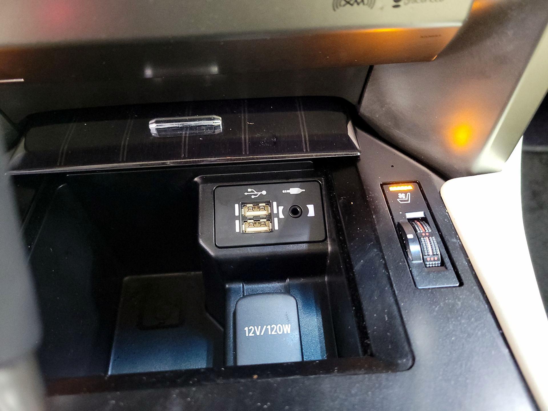 Thumbnail: 2021 Lexus GX - 19