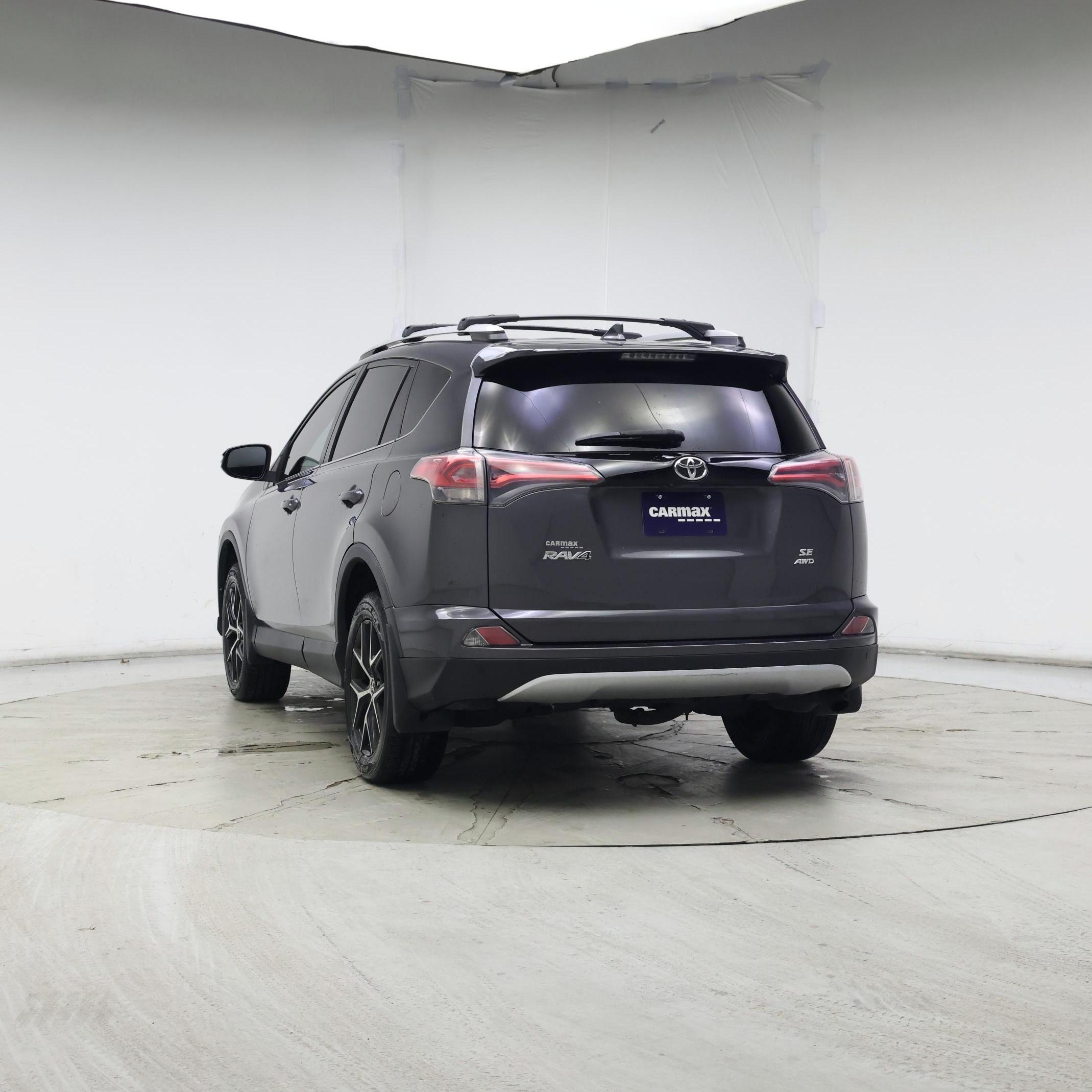 Thumbnail: 2016 Toyota RAV4 - 6