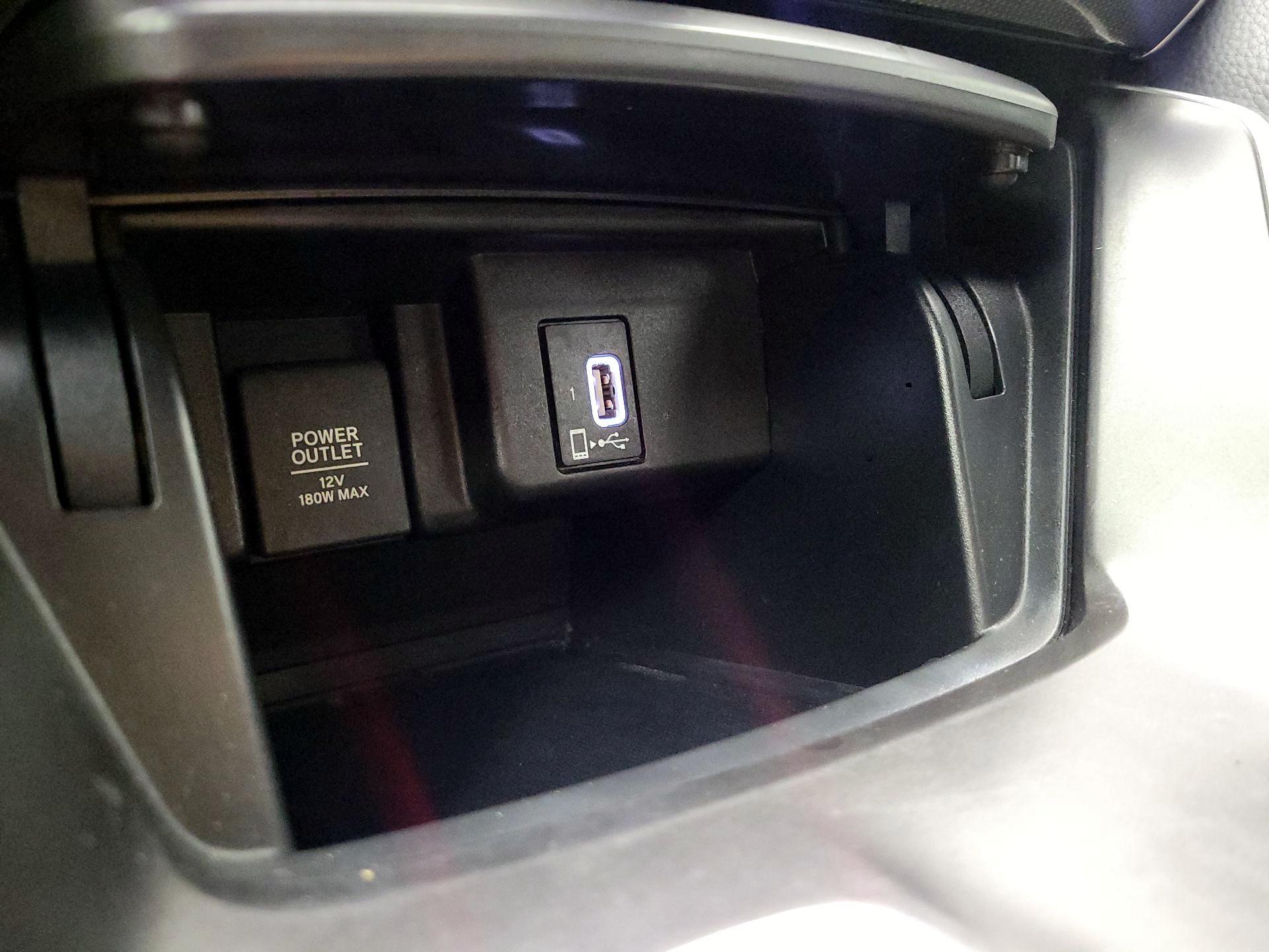 Thumbnail: 2019 Honda Accord - 18