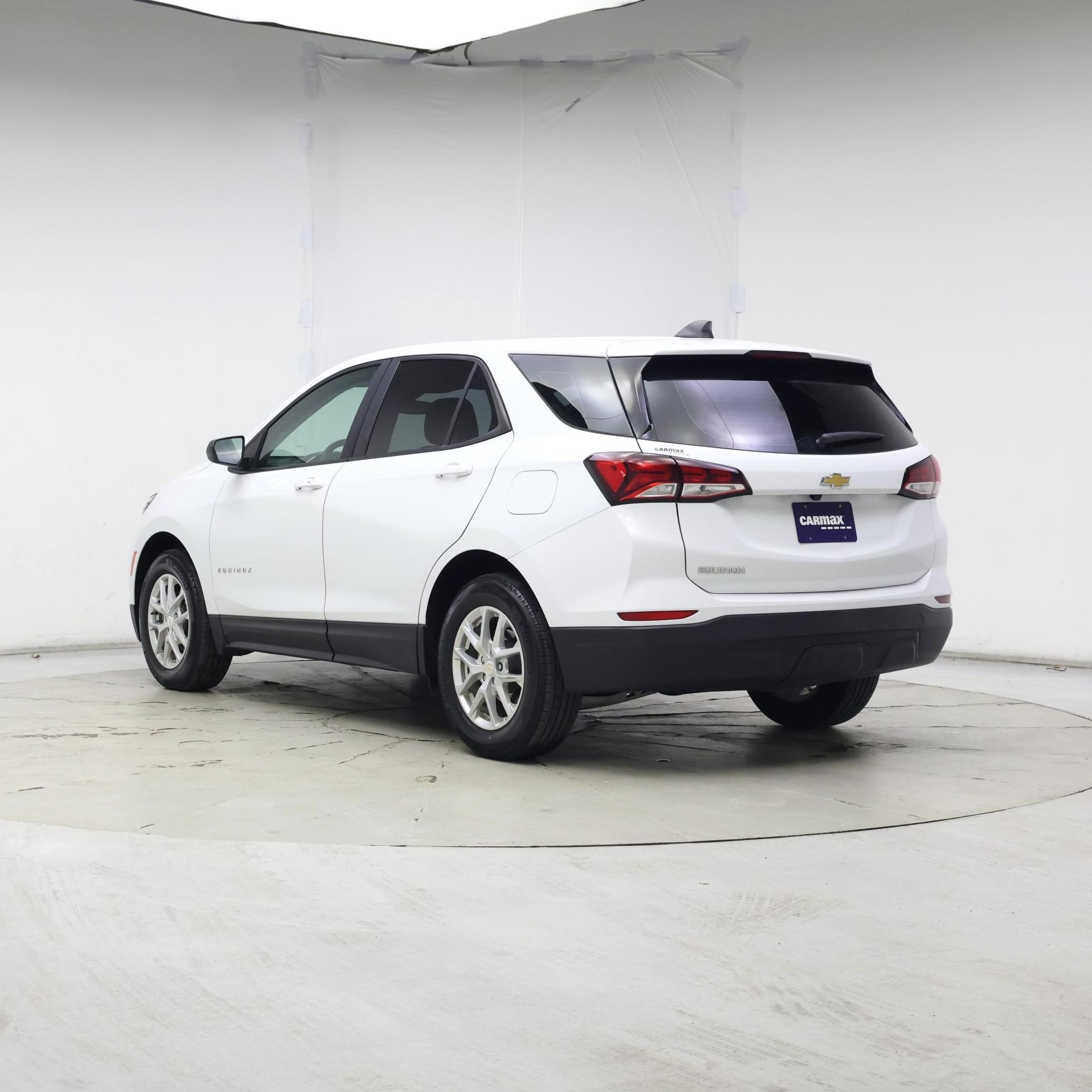 Thumbnail: 2022 Chevrolet Equinox - 2