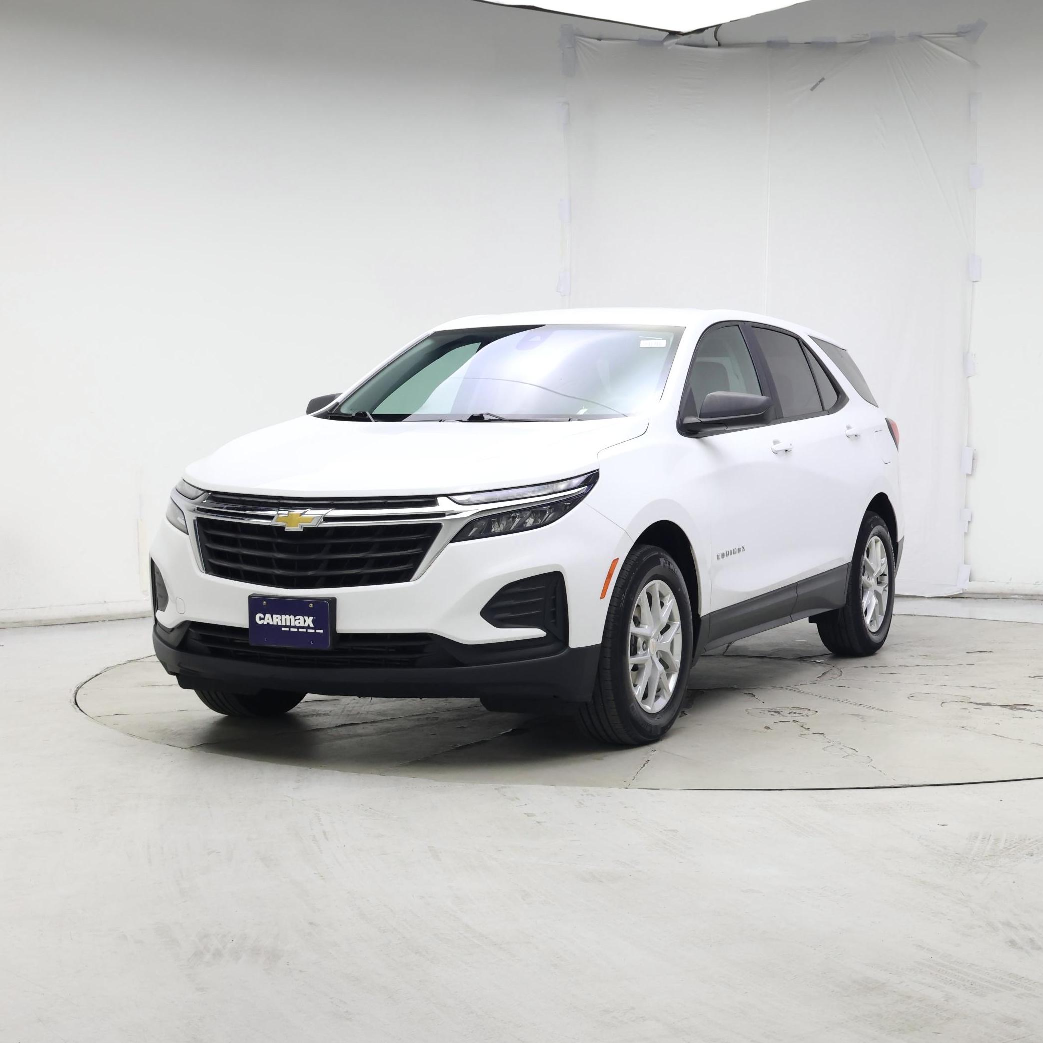 Thumbnail: 2022 Chevrolet Equinox - 4