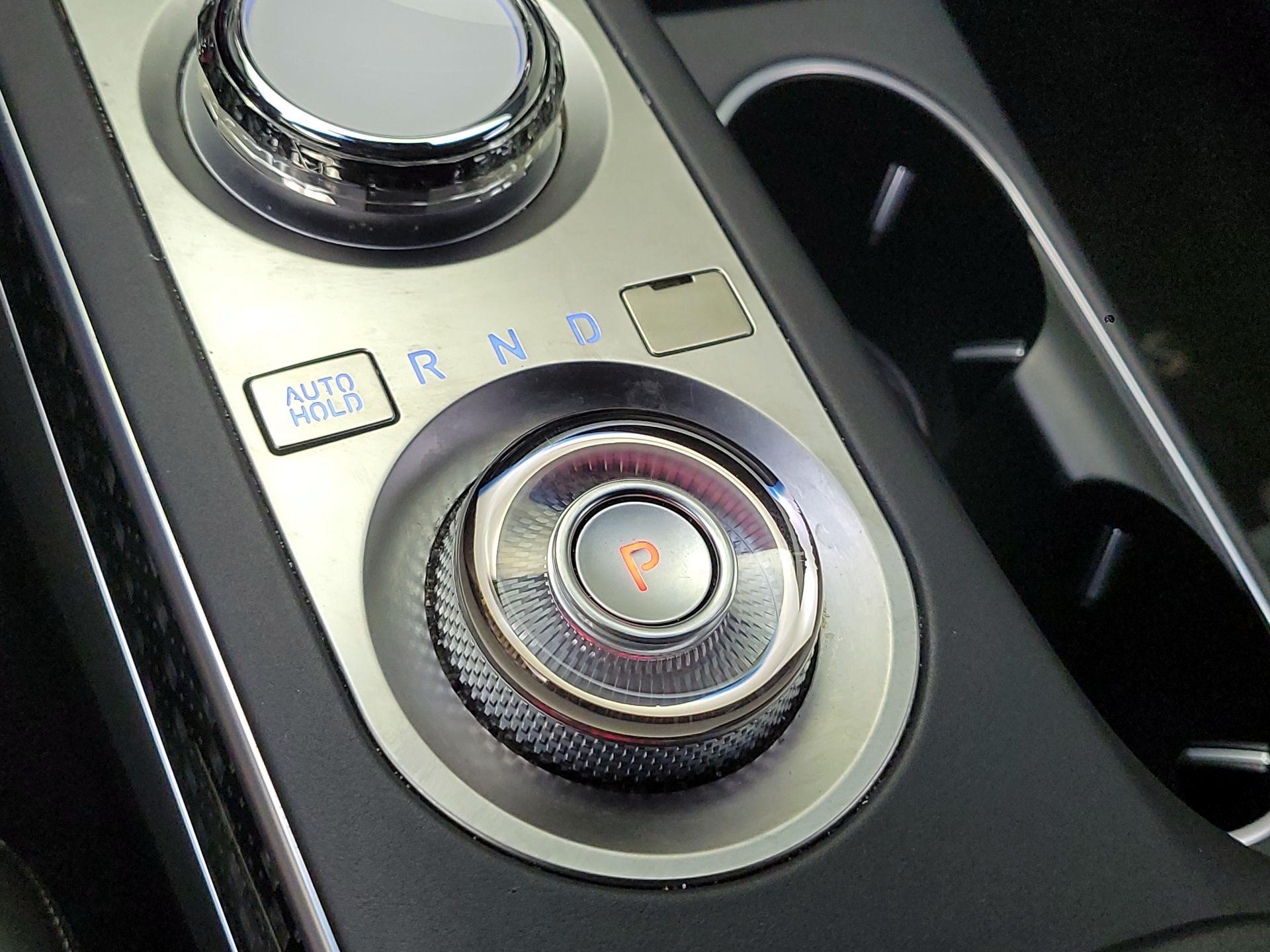 Thumbnail: 2022 Genesis GV70 - 18