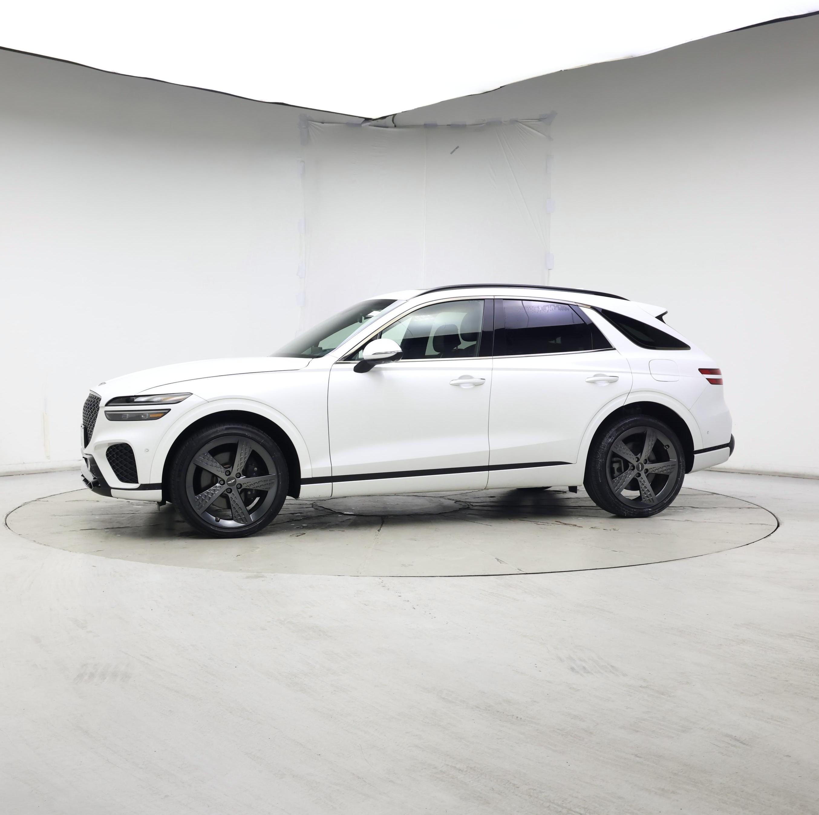 Thumbnail: 2022 Genesis GV70 - 3