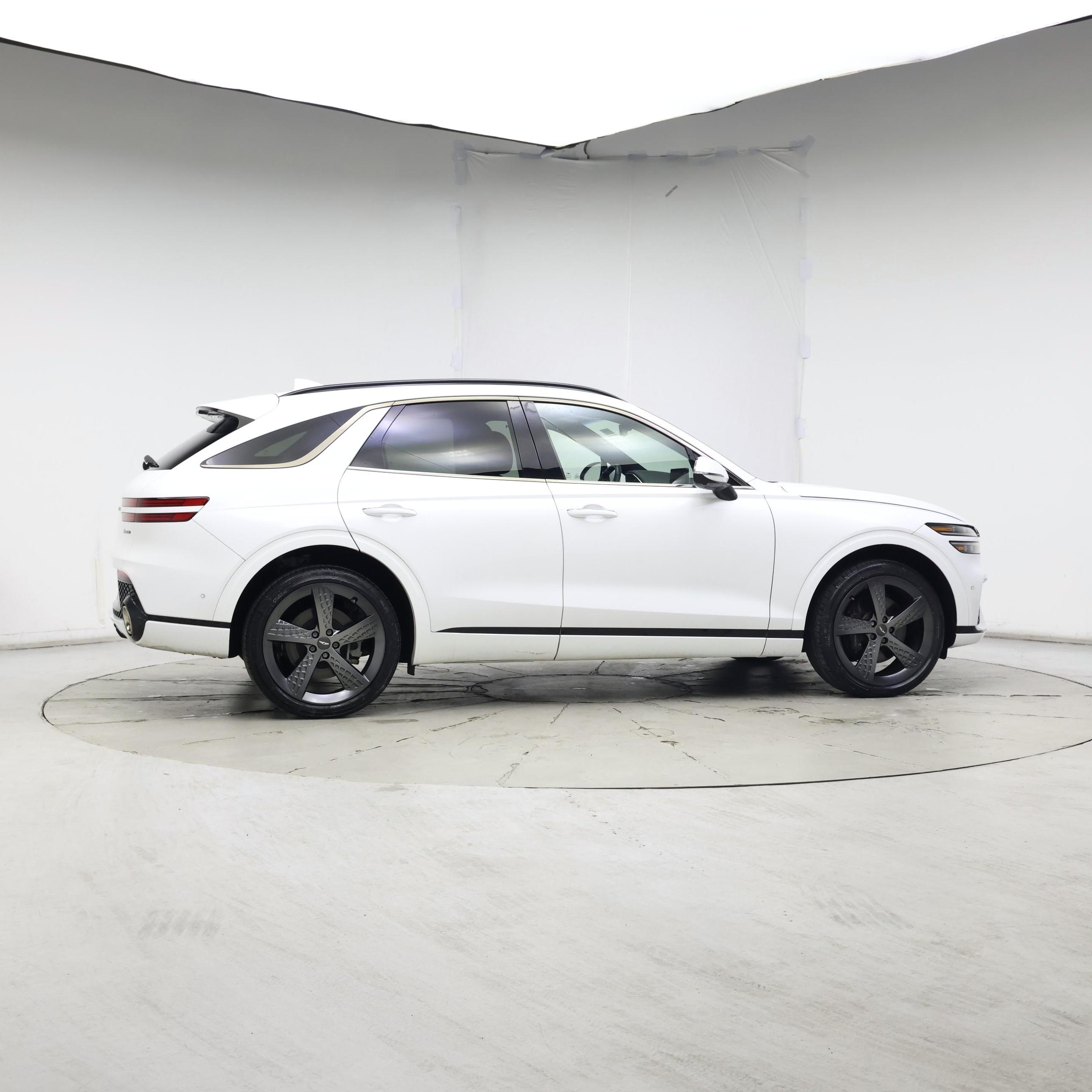 Thumbnail: 2022 Genesis GV70 - 7