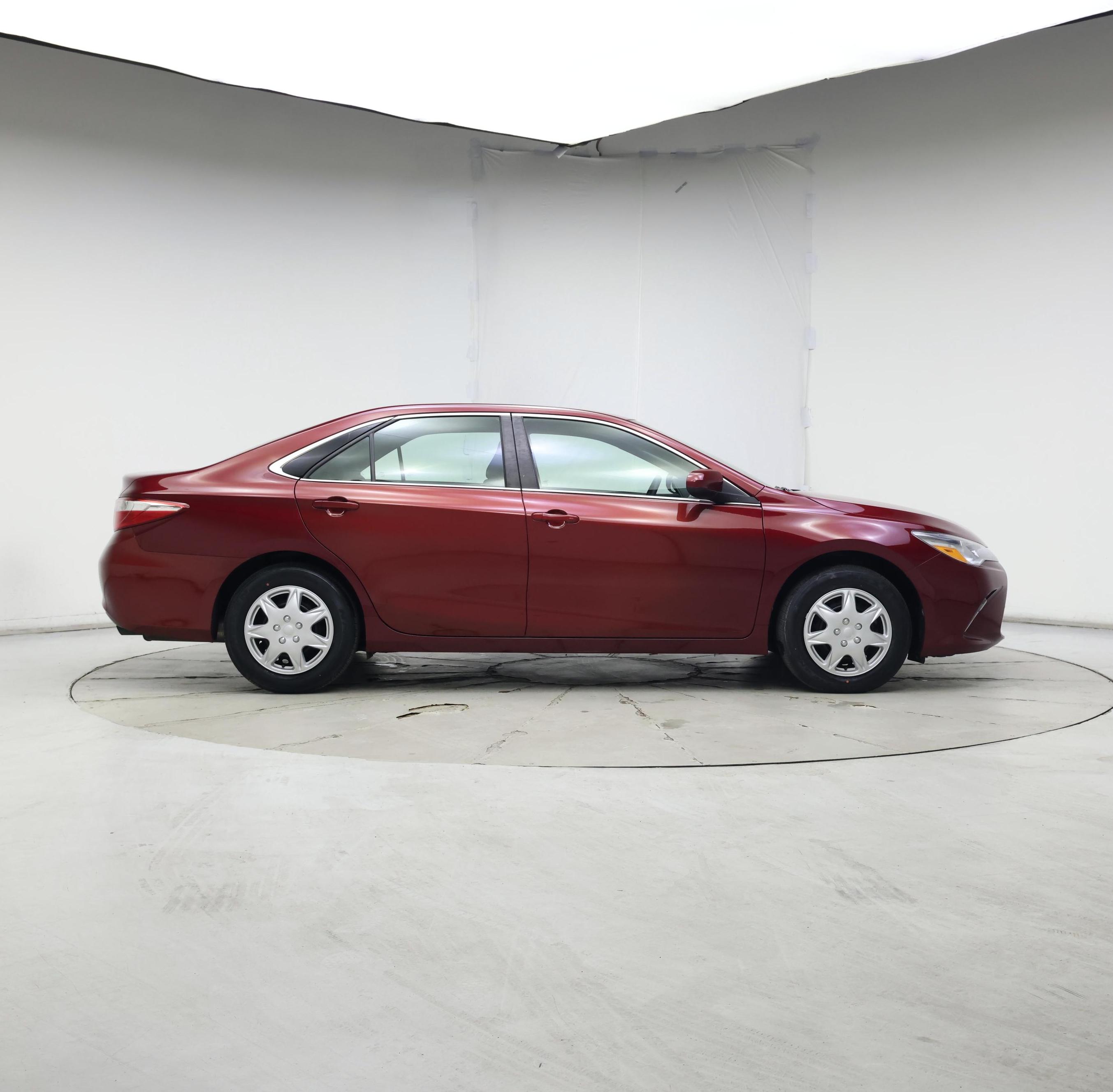 Thumbnail: 2017 Toyota Camry - 7