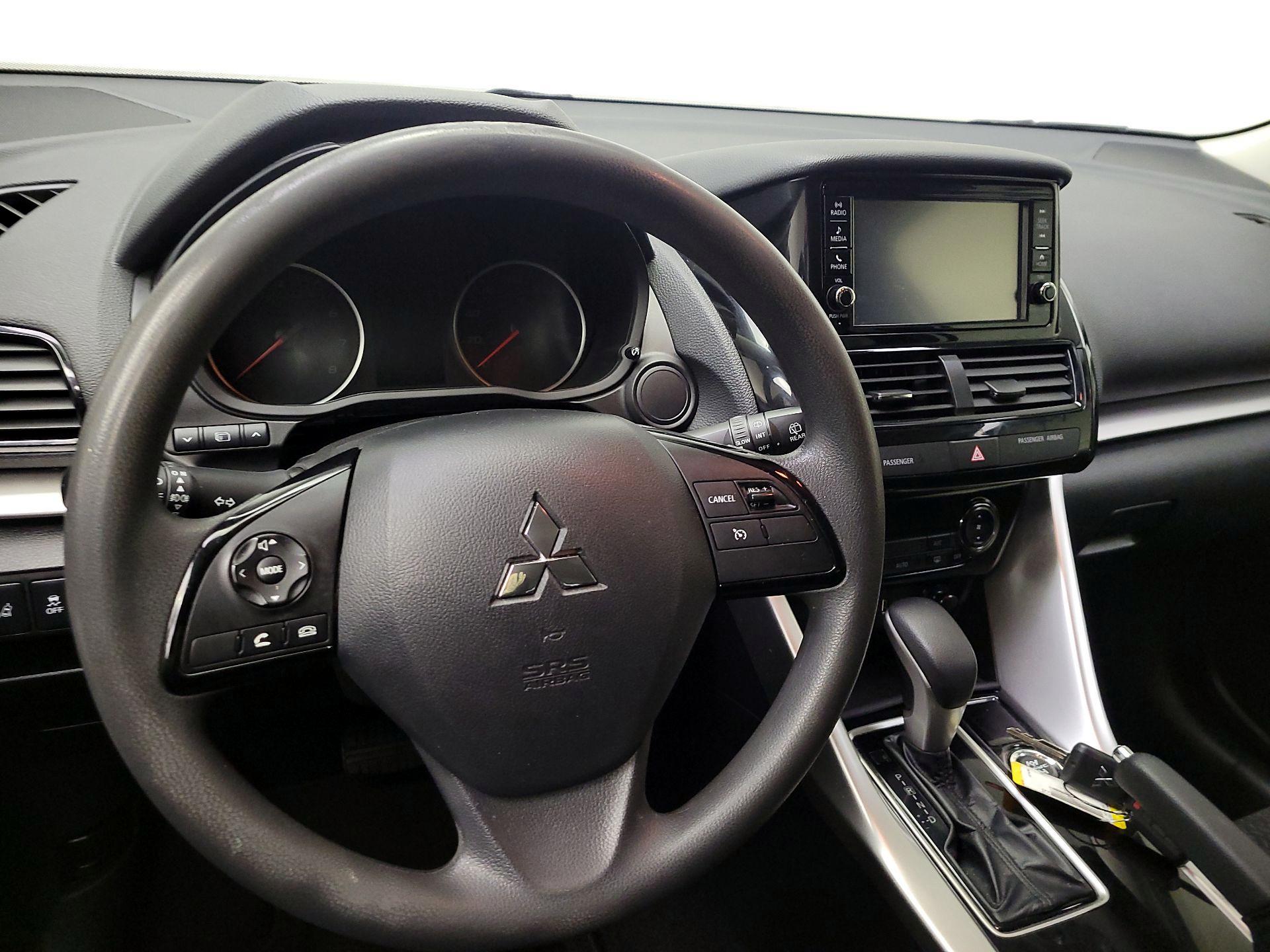 Thumbnail: 2023 Mitsubishi Eclipse Cross - 10