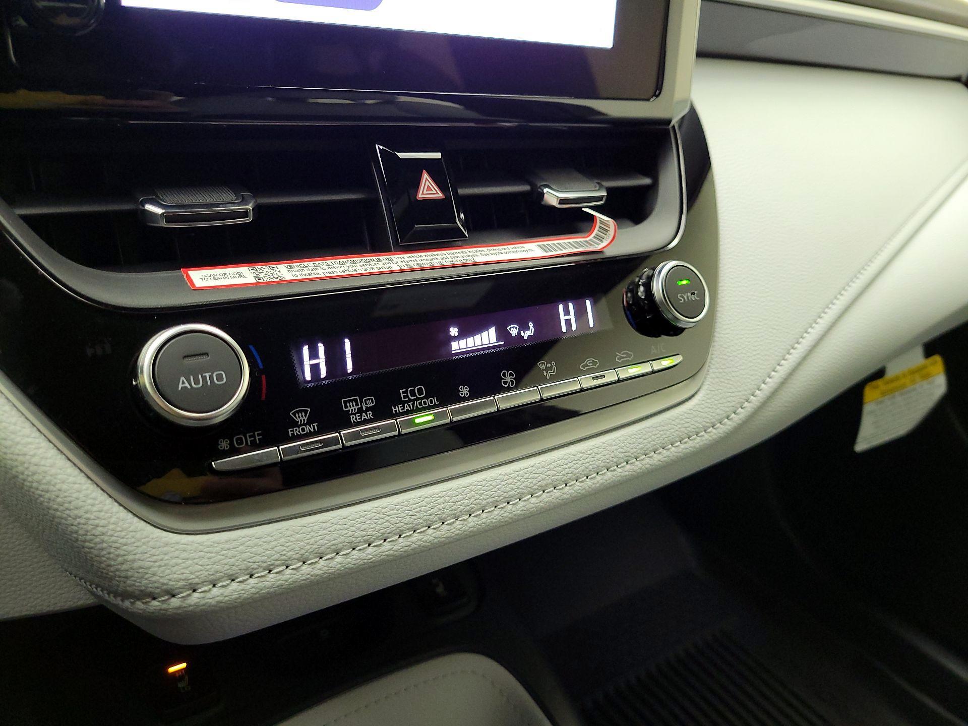 Thumbnail: 2025 Toyota Corolla - 17