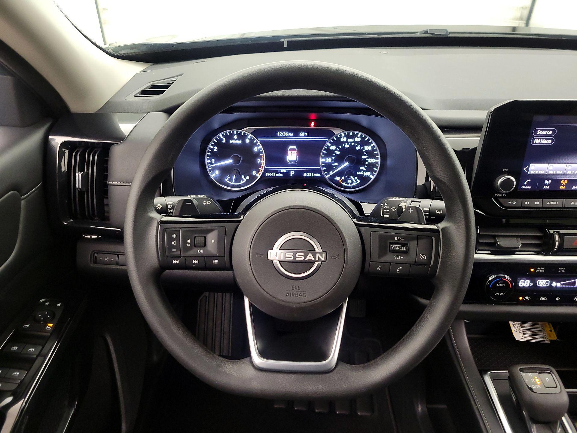 Thumbnail: 2022 Nissan Pathfinder - 10
