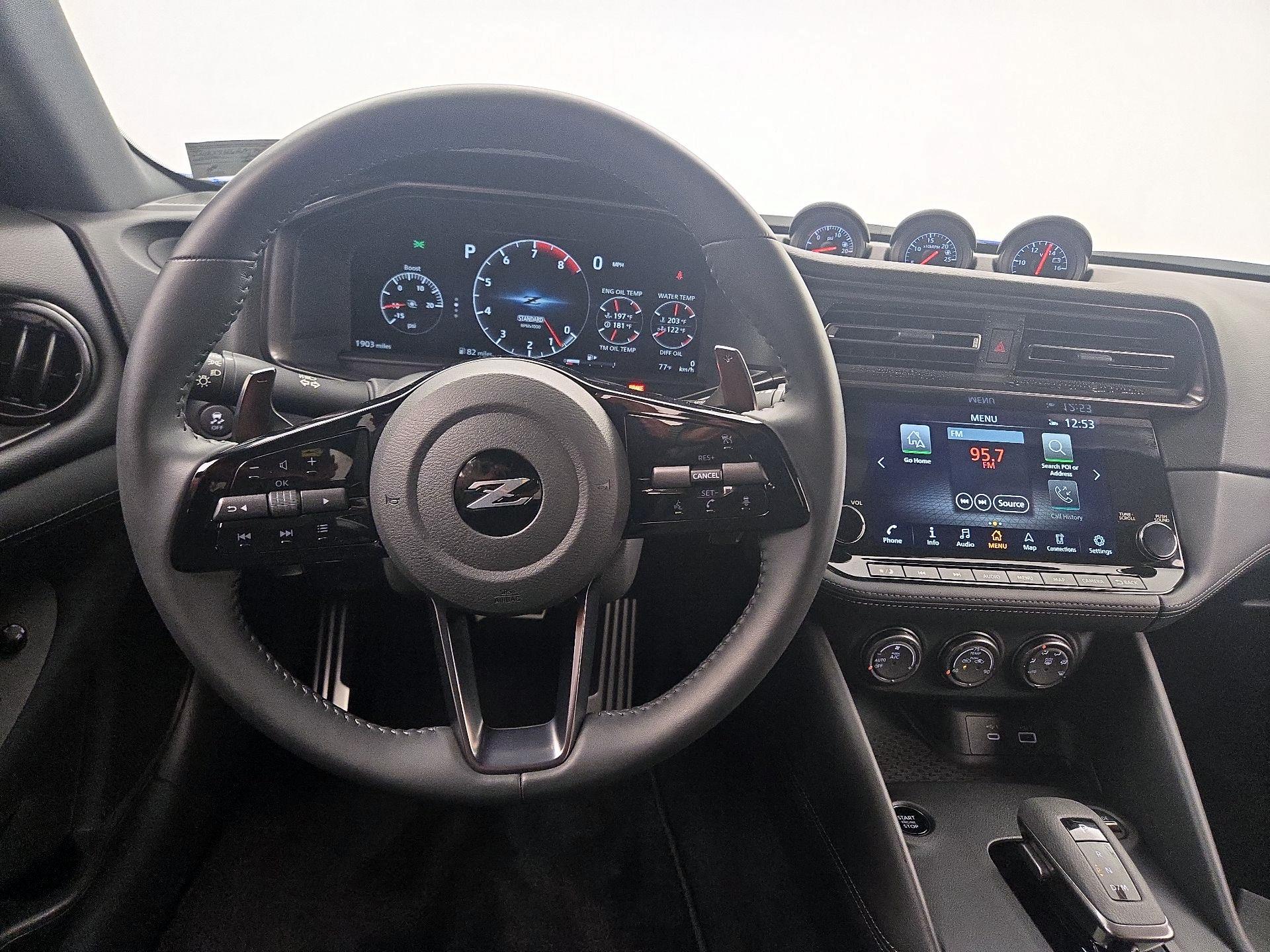 Thumbnail: 2024 Nissan Z - 10