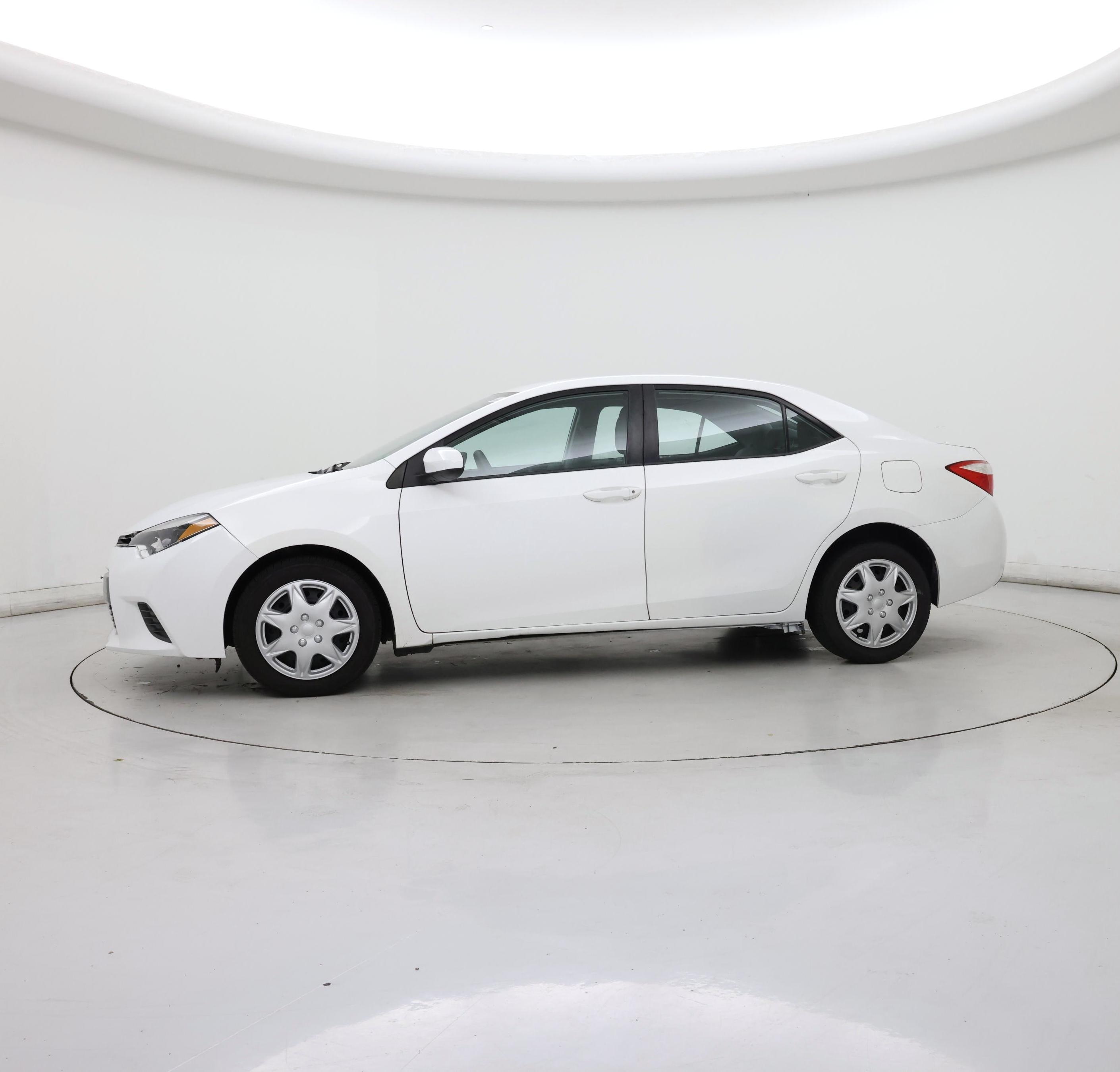 Thumbnail: 2016 Toyota Corolla - 3