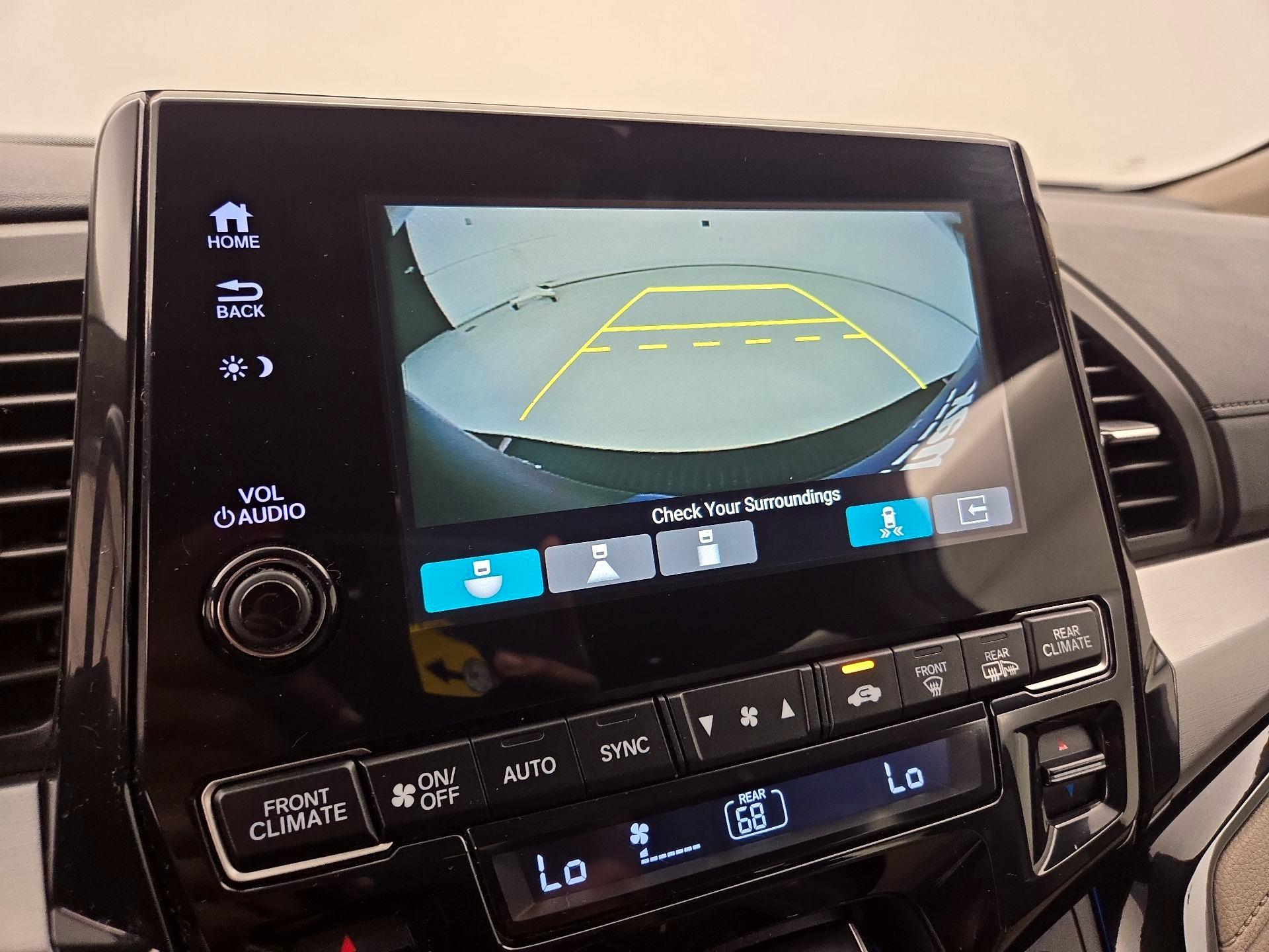 Thumbnail: 2018 Honda Odyssey - 15