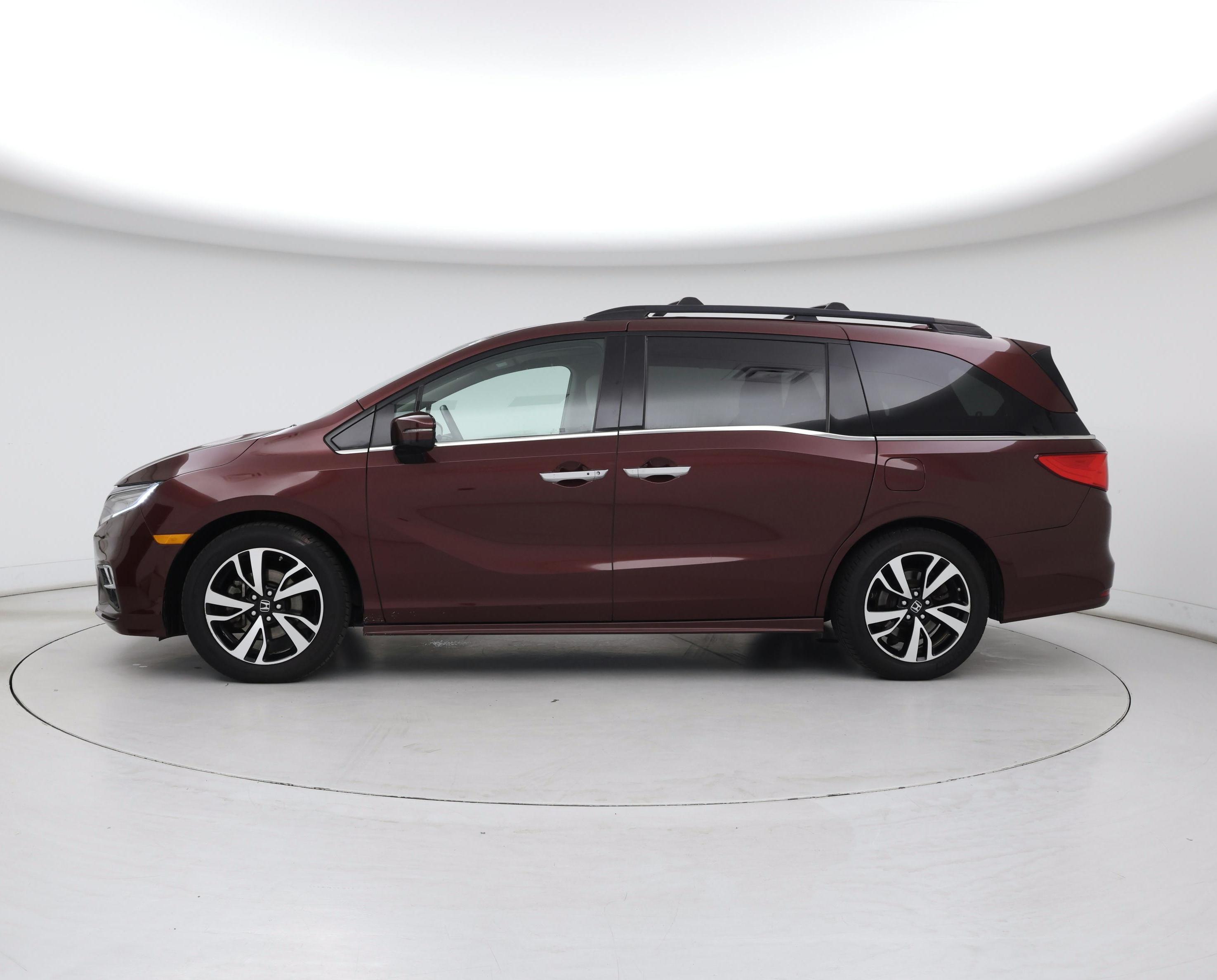 Thumbnail: 2018 Honda Odyssey - 3