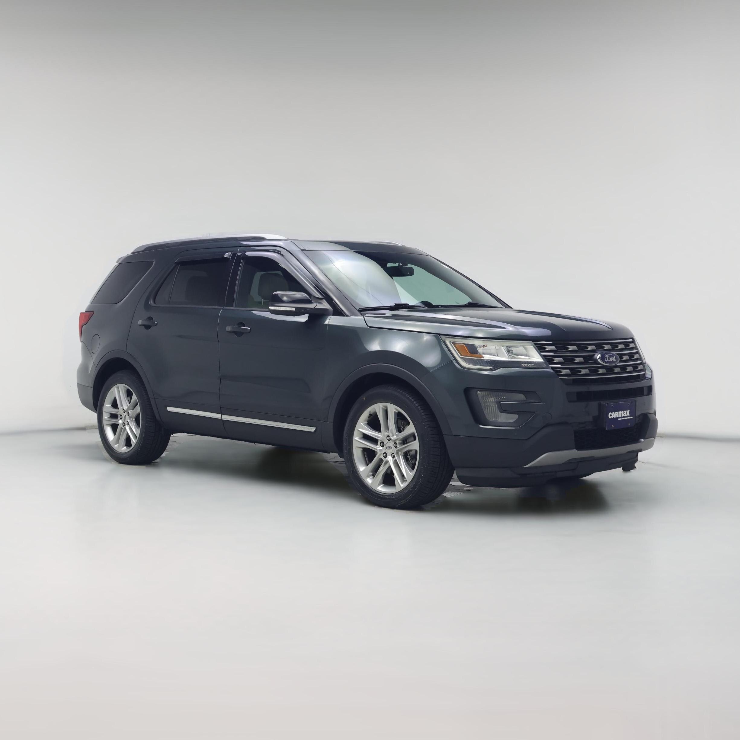 Thumbnail: 2016 Ford Explorer - 1
