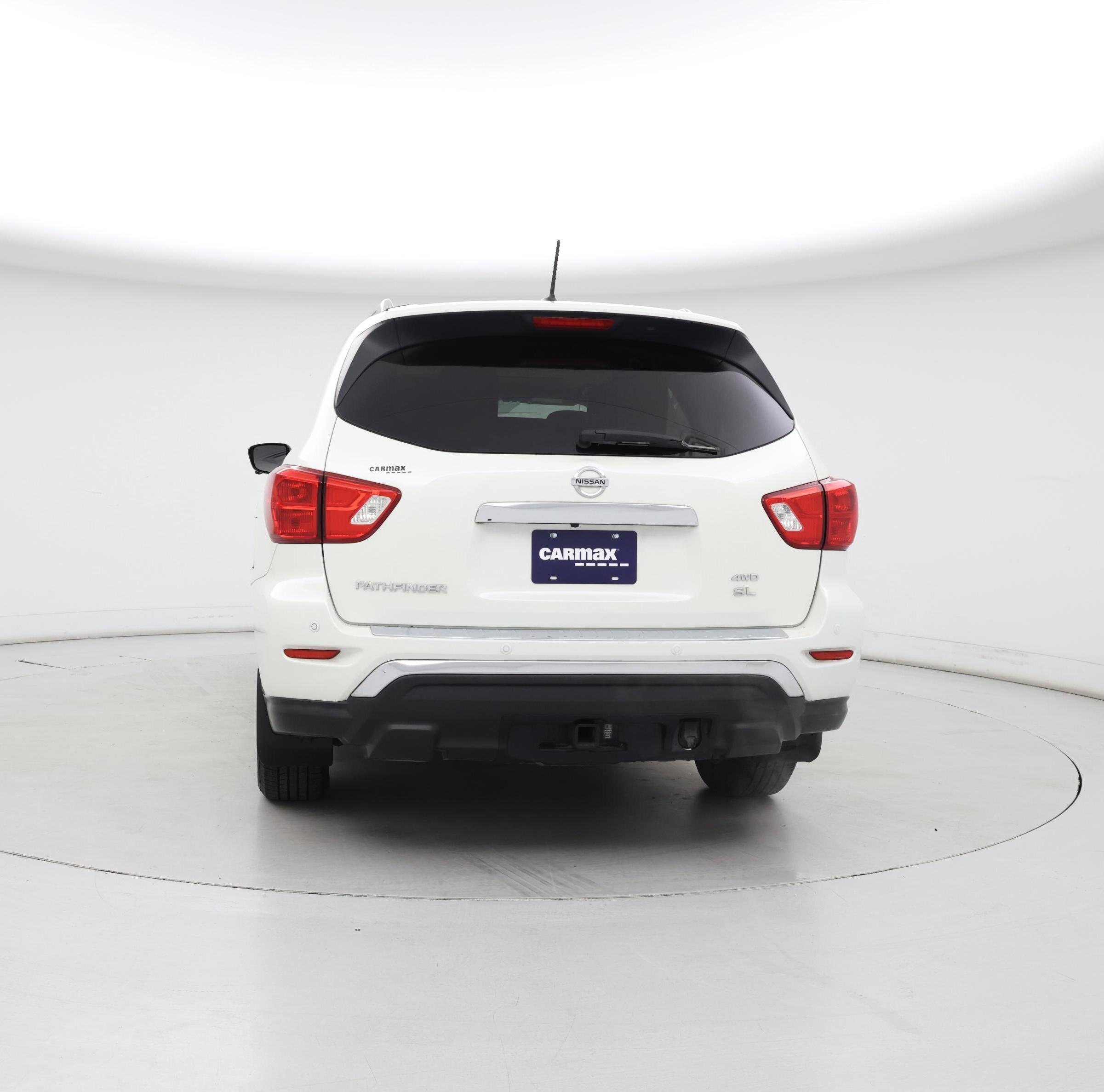 Thumbnail: 2017 Nissan Pathfinder - 6