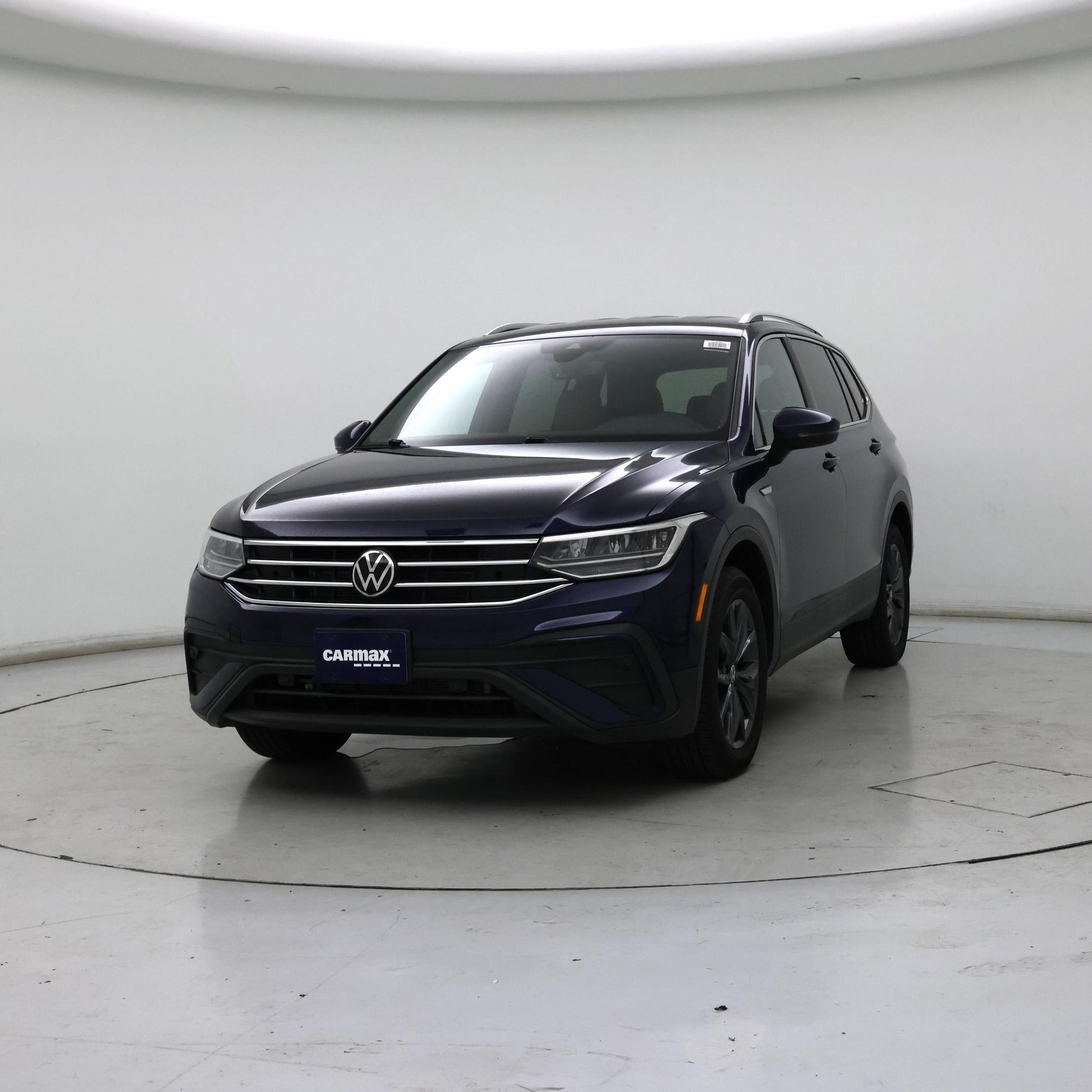 Thumbnail: 2022 Volkswagen Tiguan - 4
