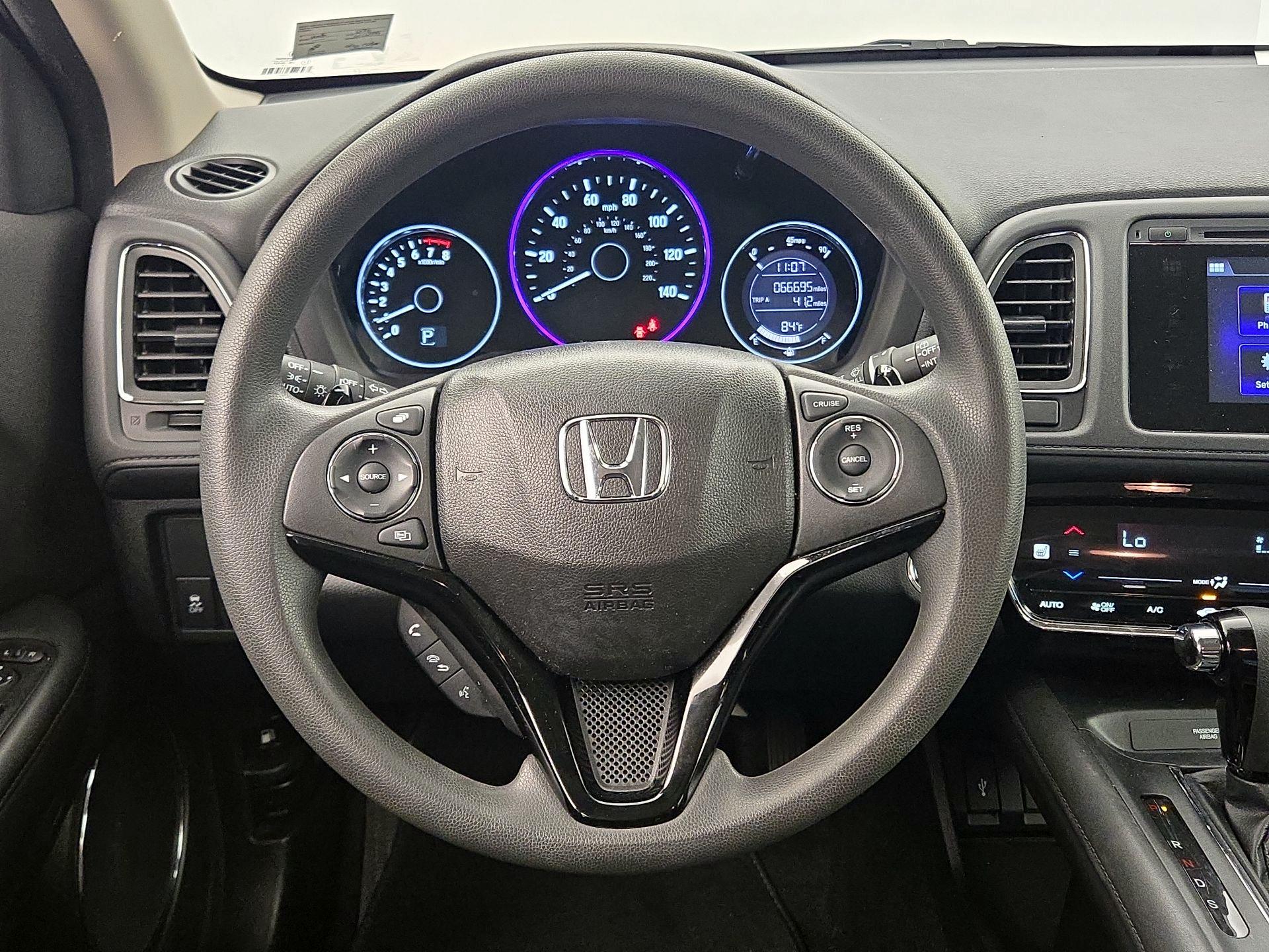 Thumbnail: 2016 Honda HR-V - 10