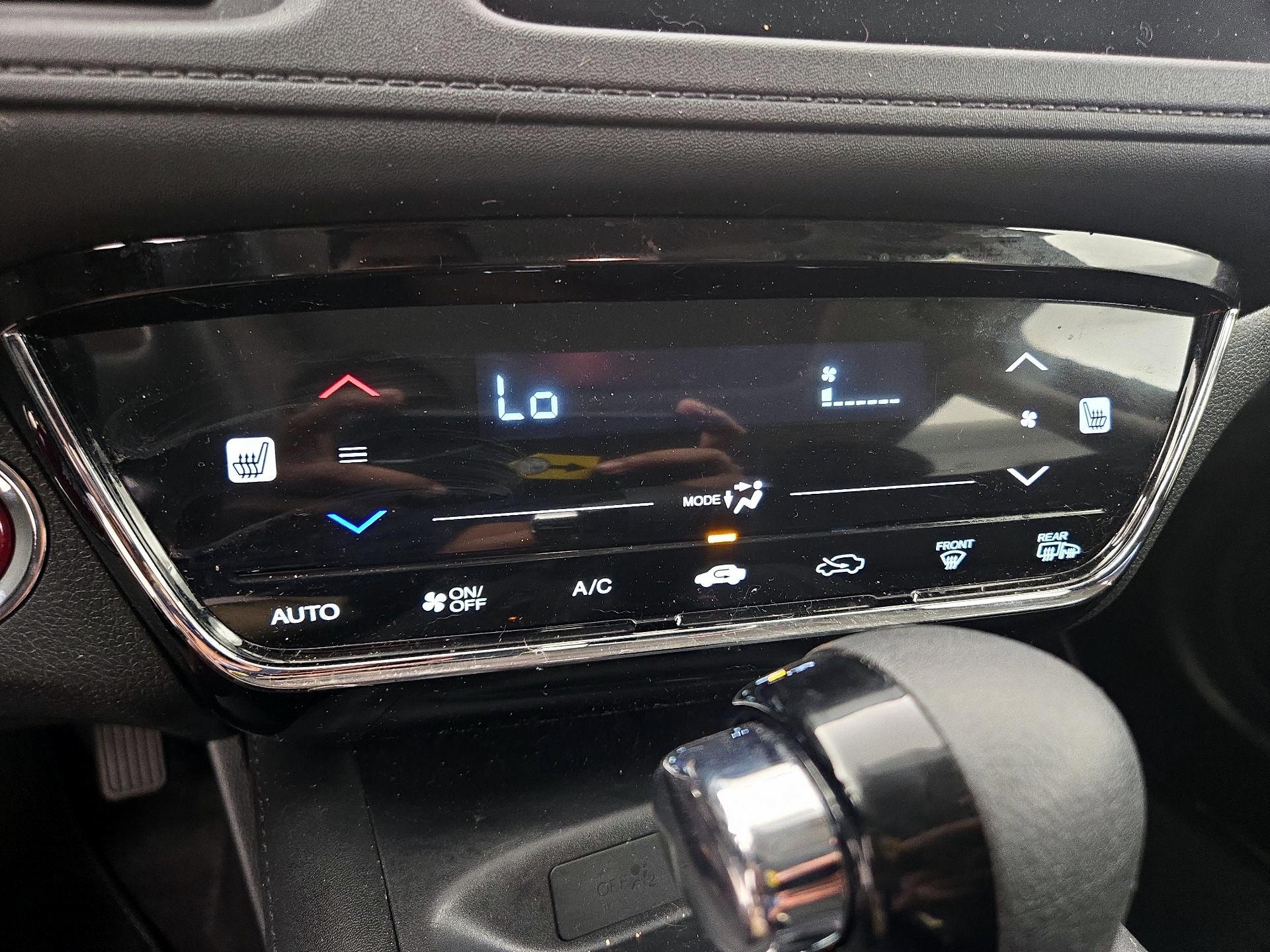 Thumbnail: 2016 Honda HR-V - 16