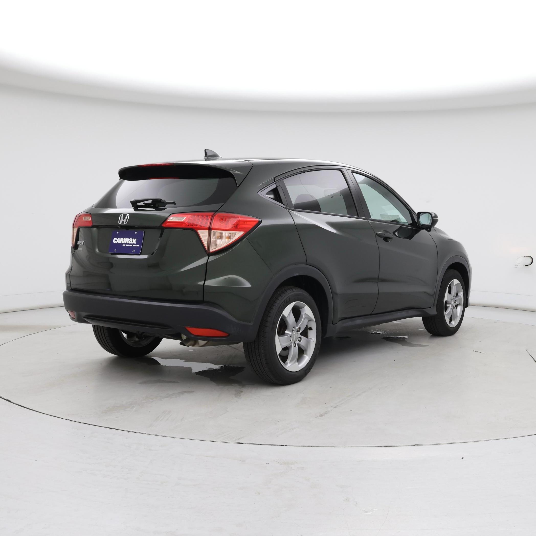 Thumbnail: 2016 Honda HR-V - 8