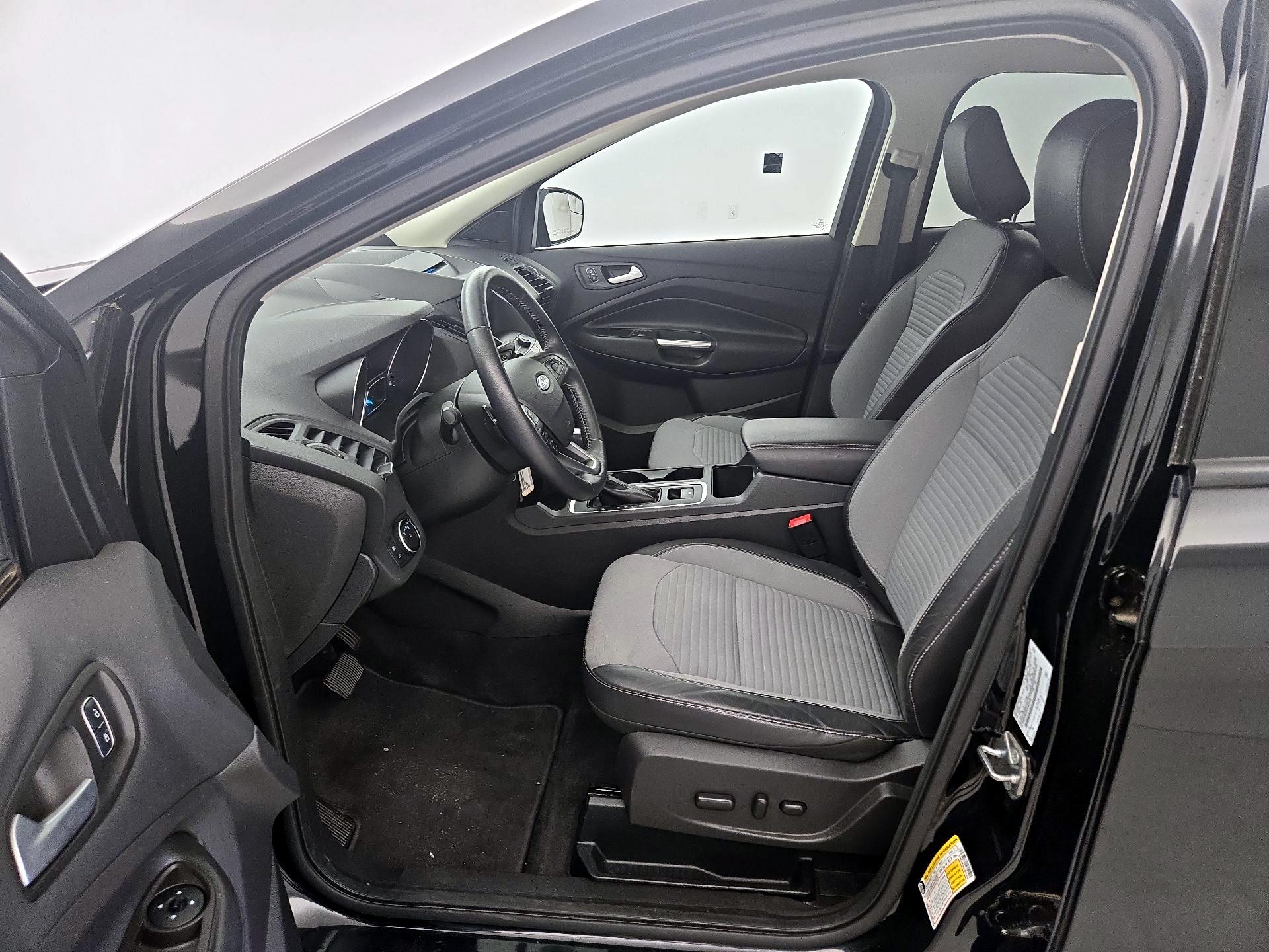Thumbnail: 2018 Ford Escape - 11