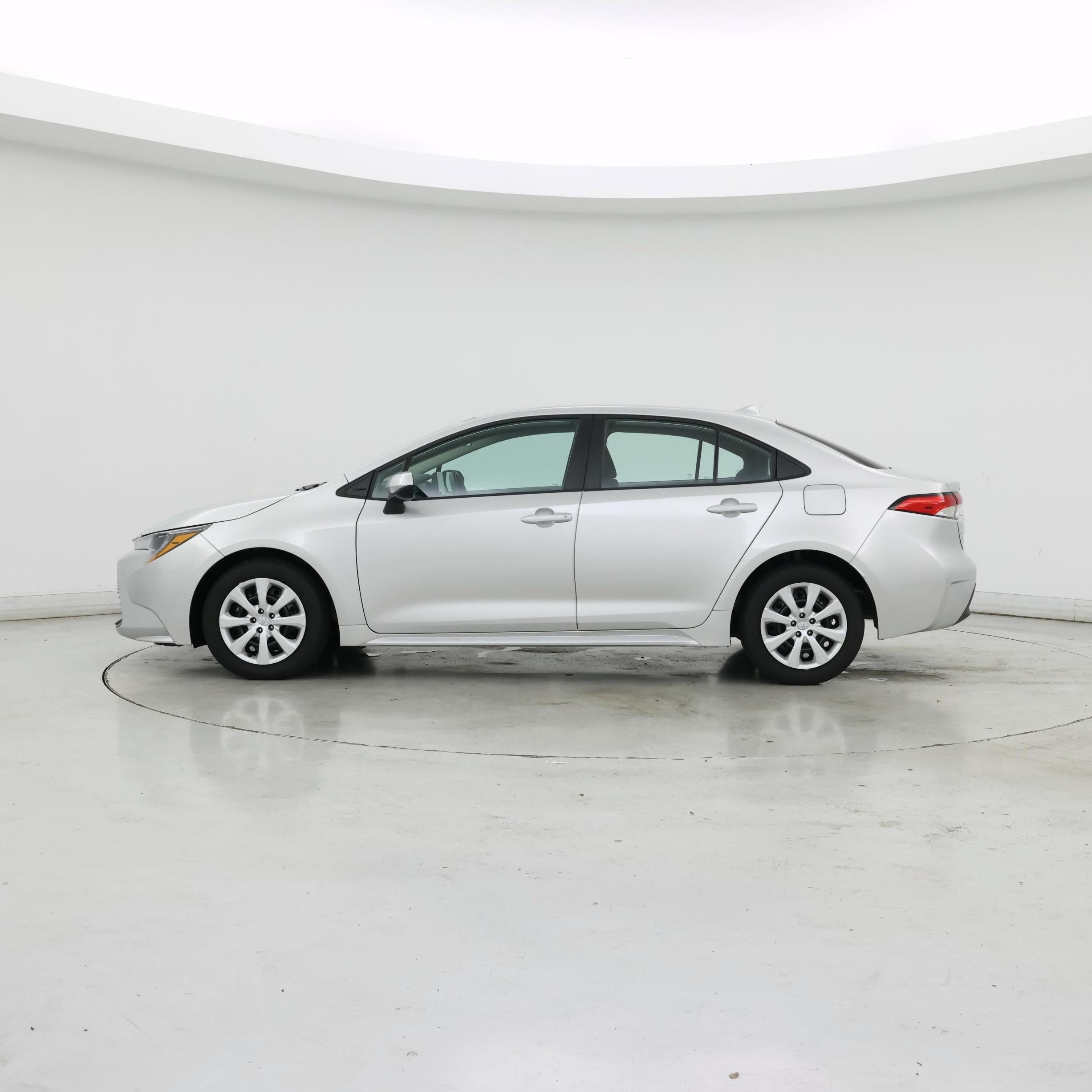 Thumbnail: 2025 Toyota Corolla - 3