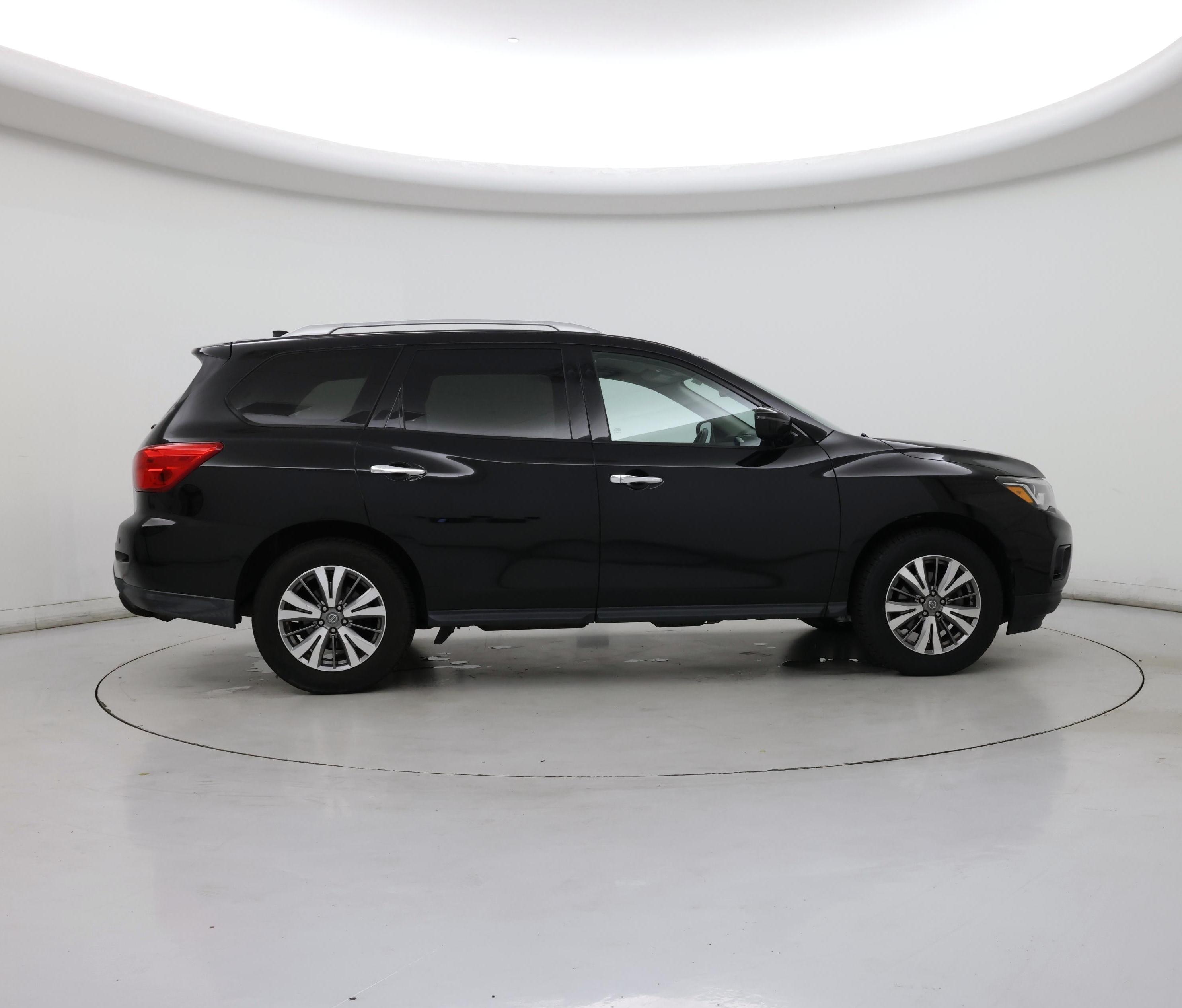 Thumbnail: 2019 Nissan Pathfinder - 7