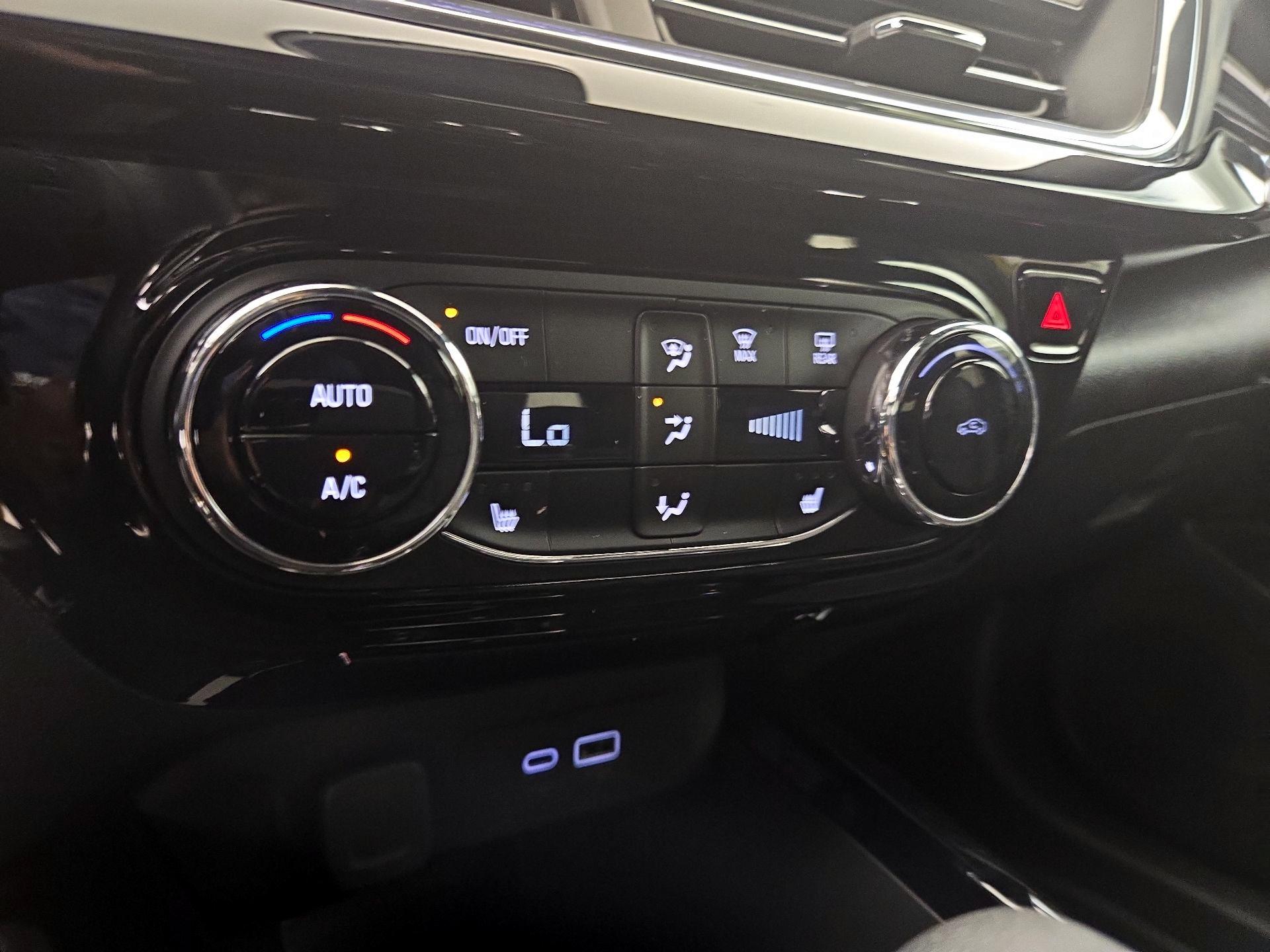Thumbnail: 2025 Chevrolet Trax - 16