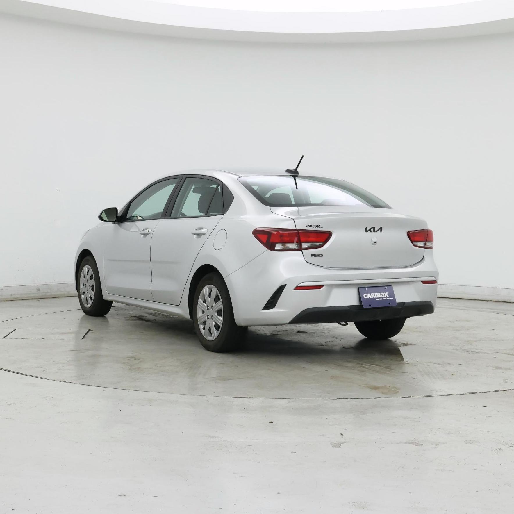 Thumbnail: 2022 Kia Rio - 2