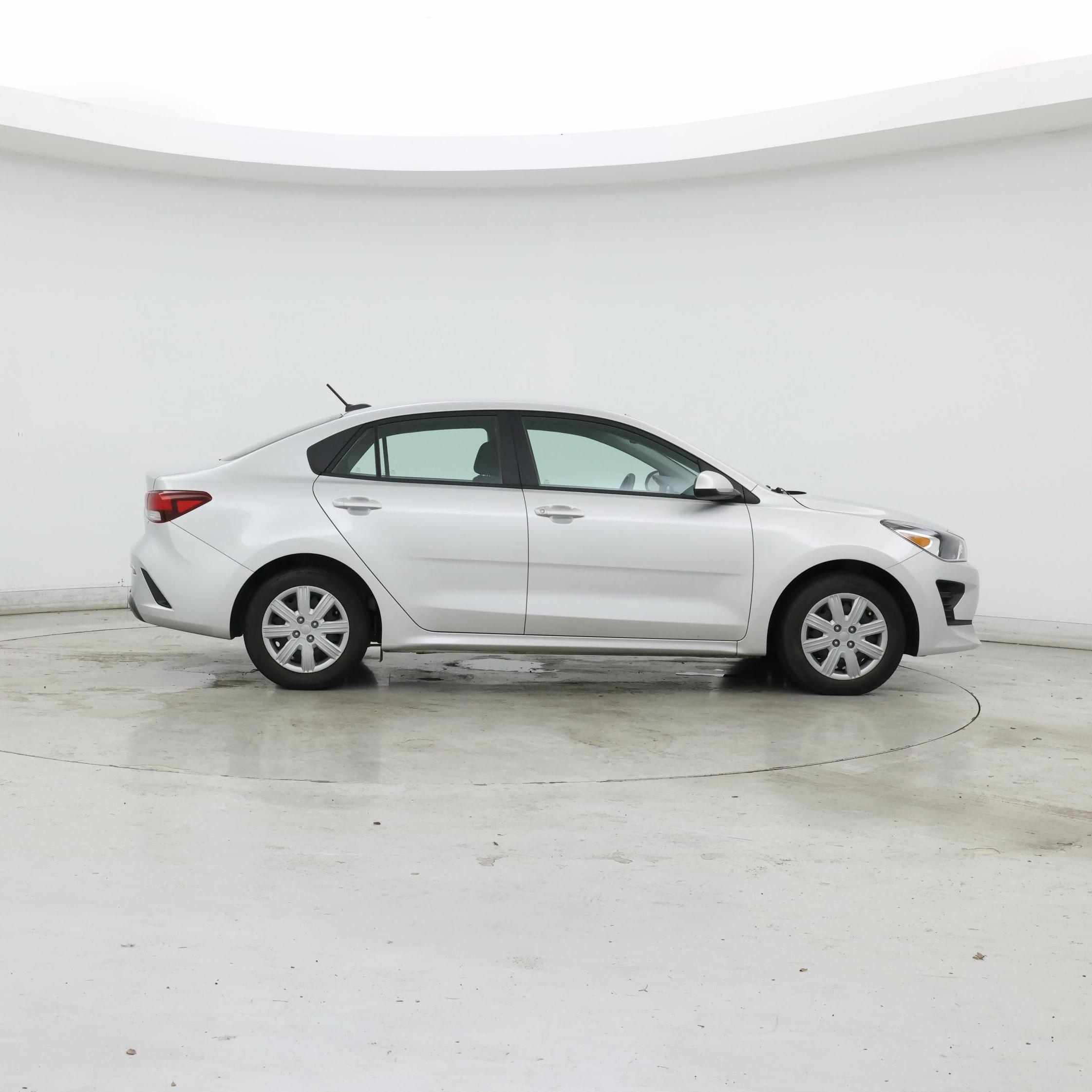 Thumbnail: 2022 Kia Rio - 7
