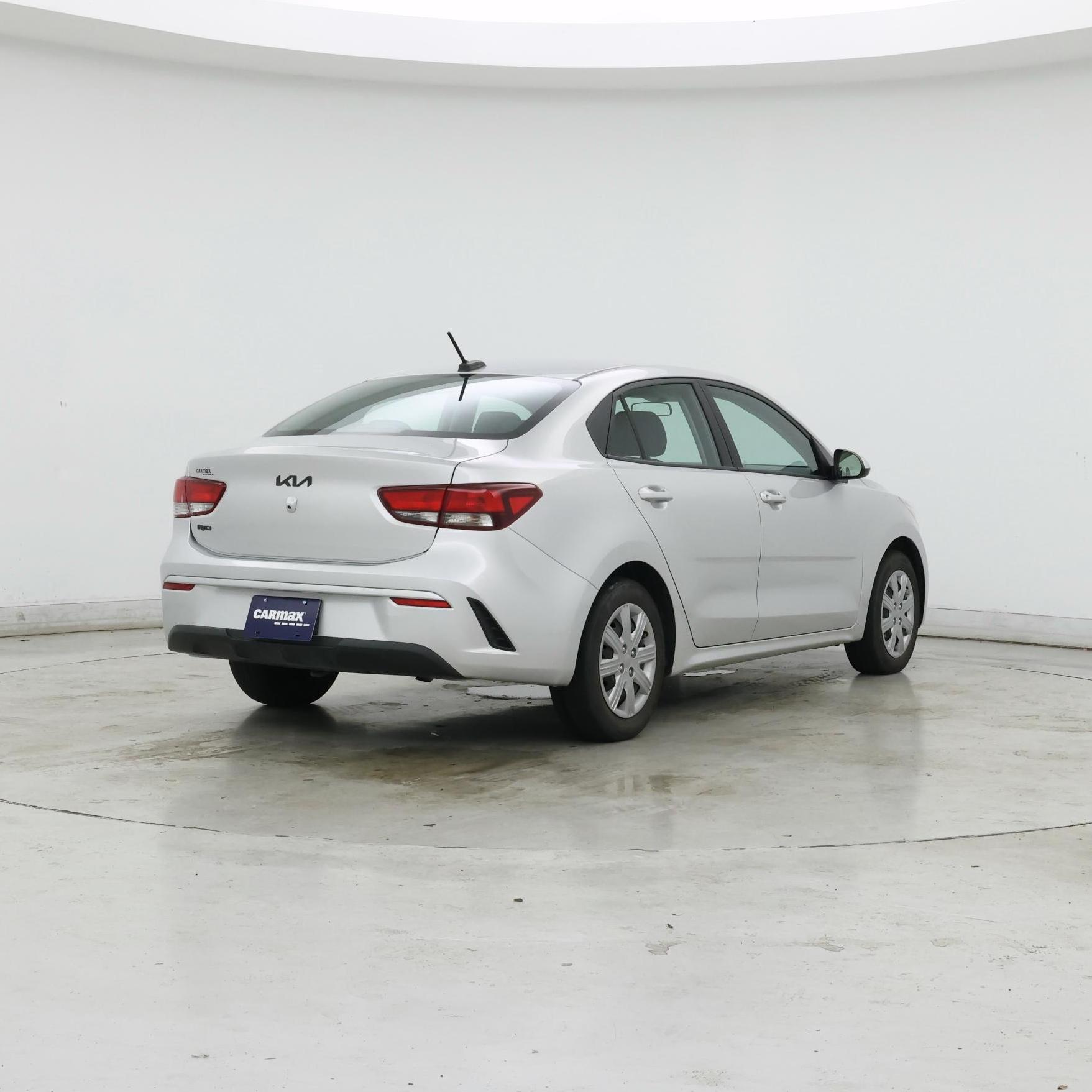 Thumbnail: 2022 Kia Rio - 8