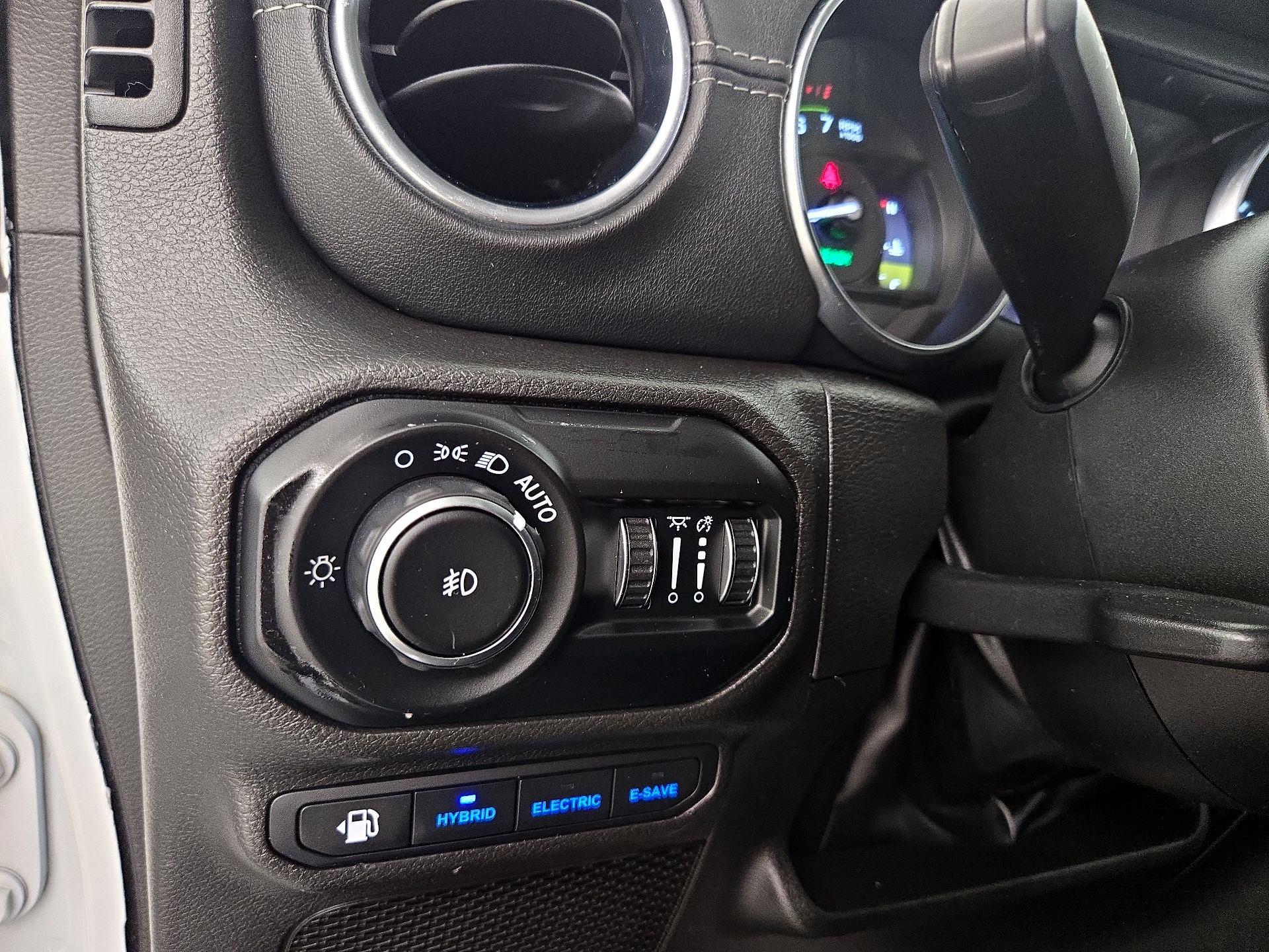 Thumbnail: 2022 Jeep Wrangler - 13