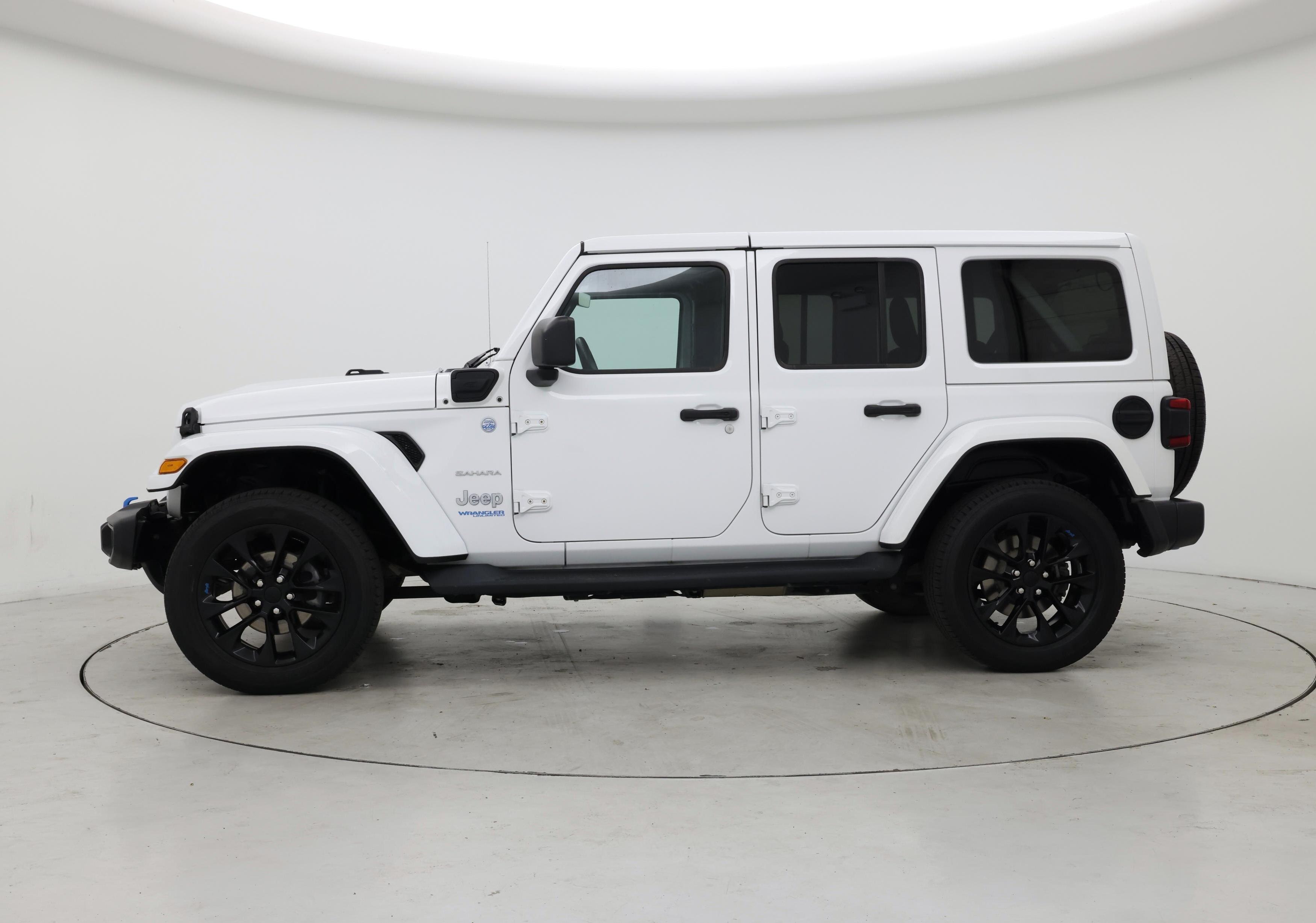 Thumbnail: 2022 Jeep Wrangler - 3