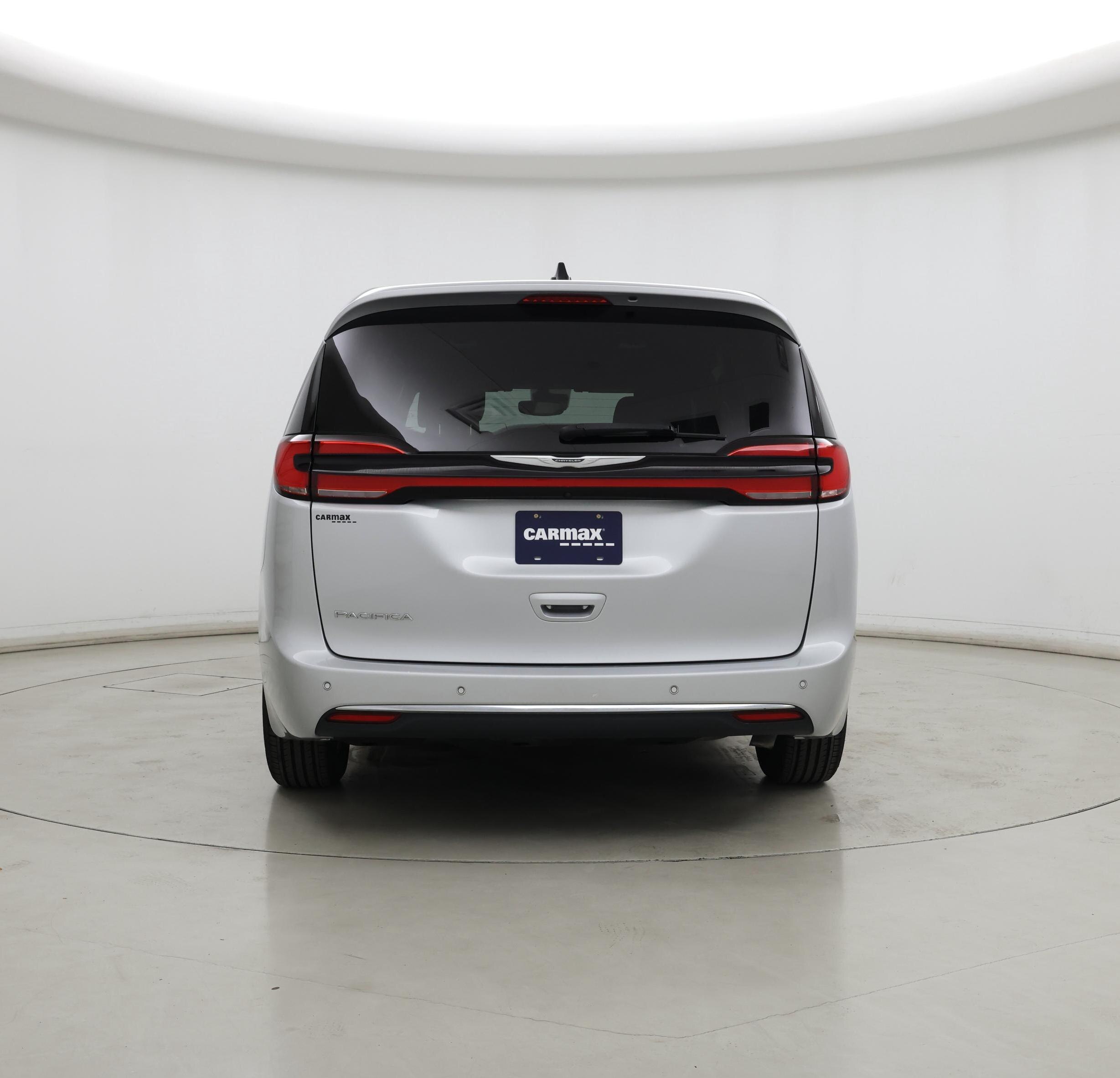 Thumbnail: 2023 Chrysler Pacifica - 6