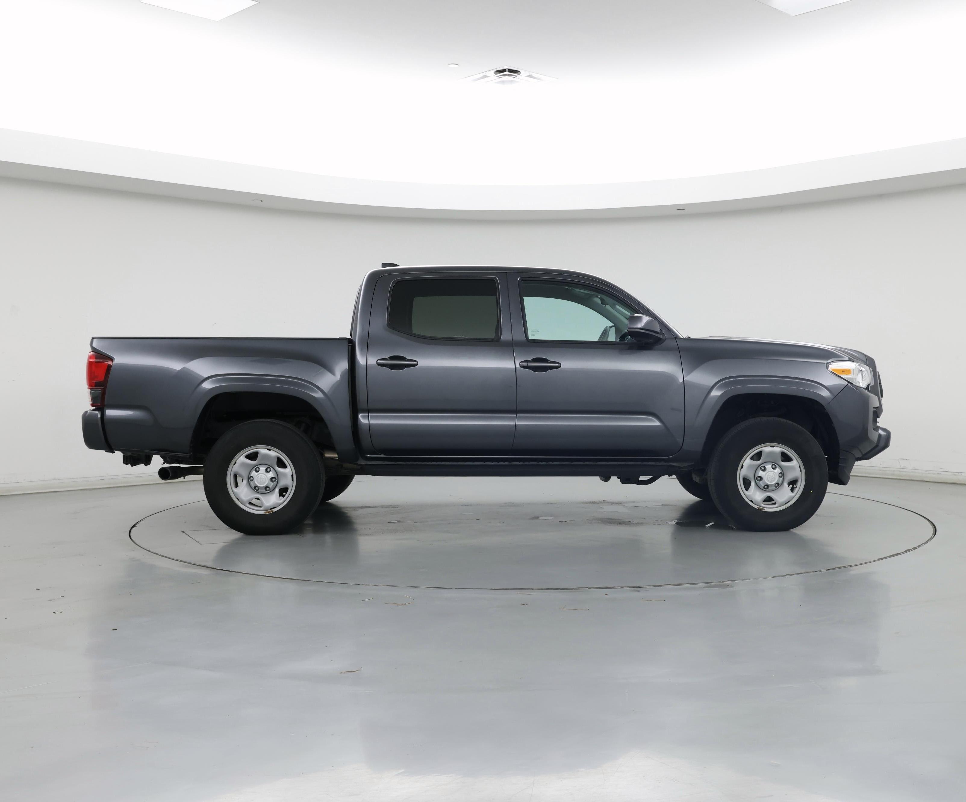 Thumbnail: 2022 Toyota Tacoma - 7