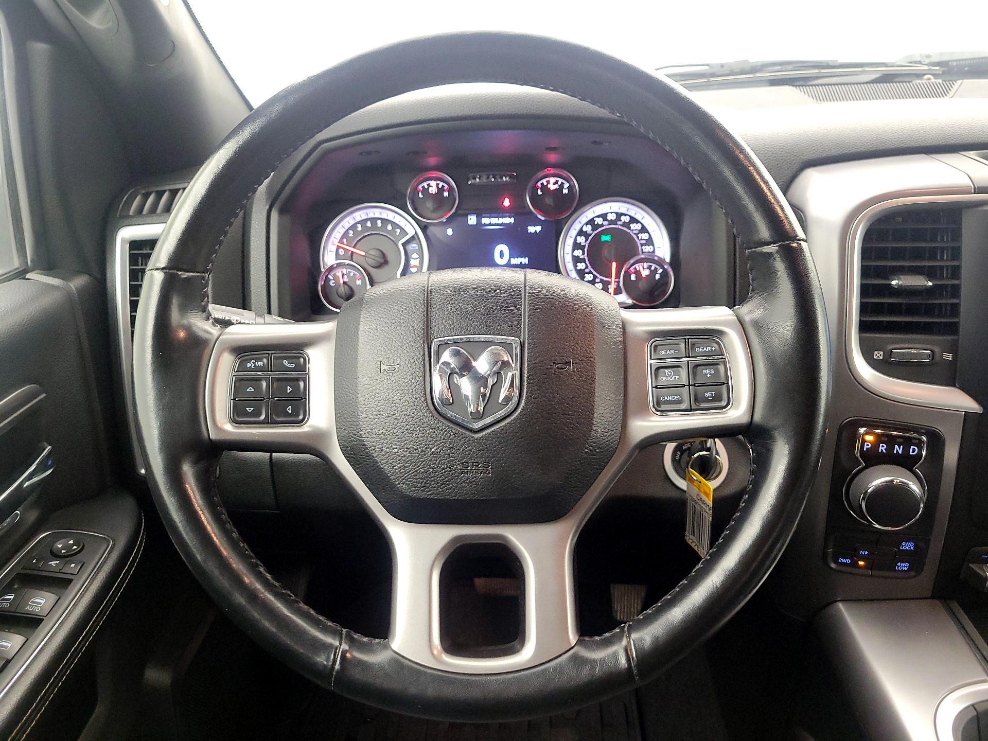 Thumbnail: 2021 RAM 1500 Classic - 10