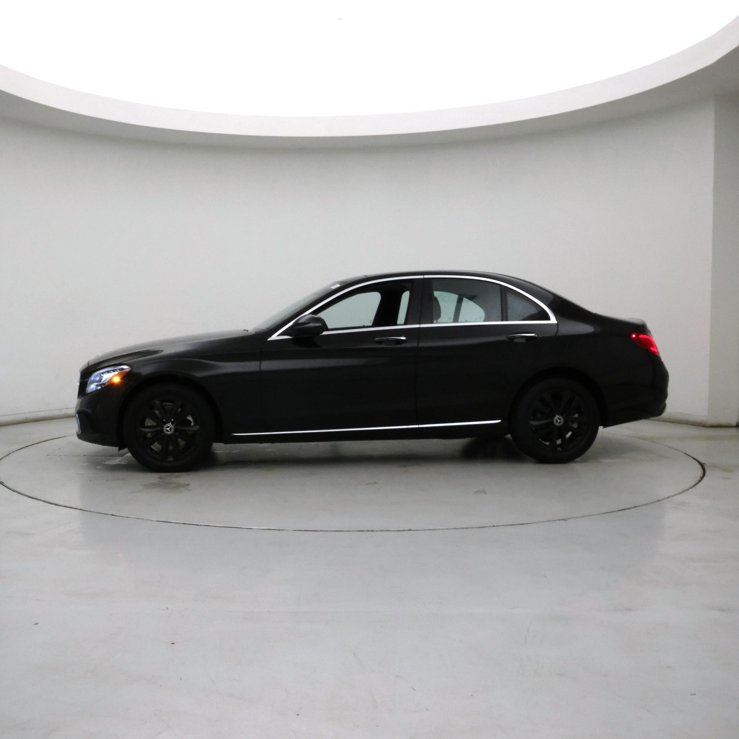 Thumbnail: 2021 Mercedes-Benz C-Class - 3
