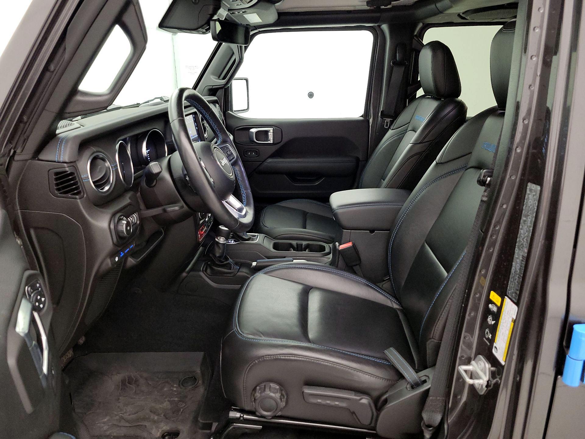 Thumbnail: 2021 Jeep Wrangler - 11