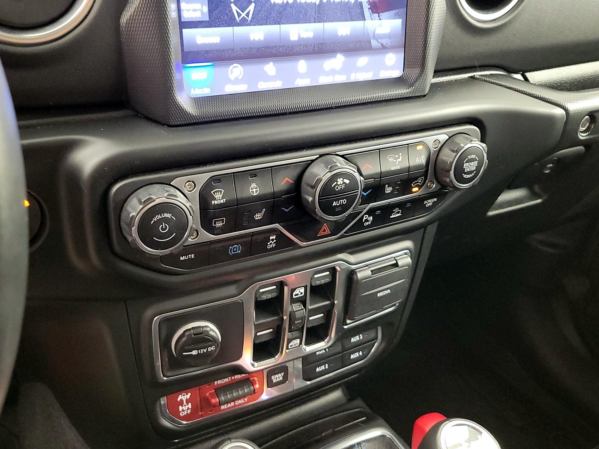 Thumbnail: 2021 Jeep Wrangler - 16