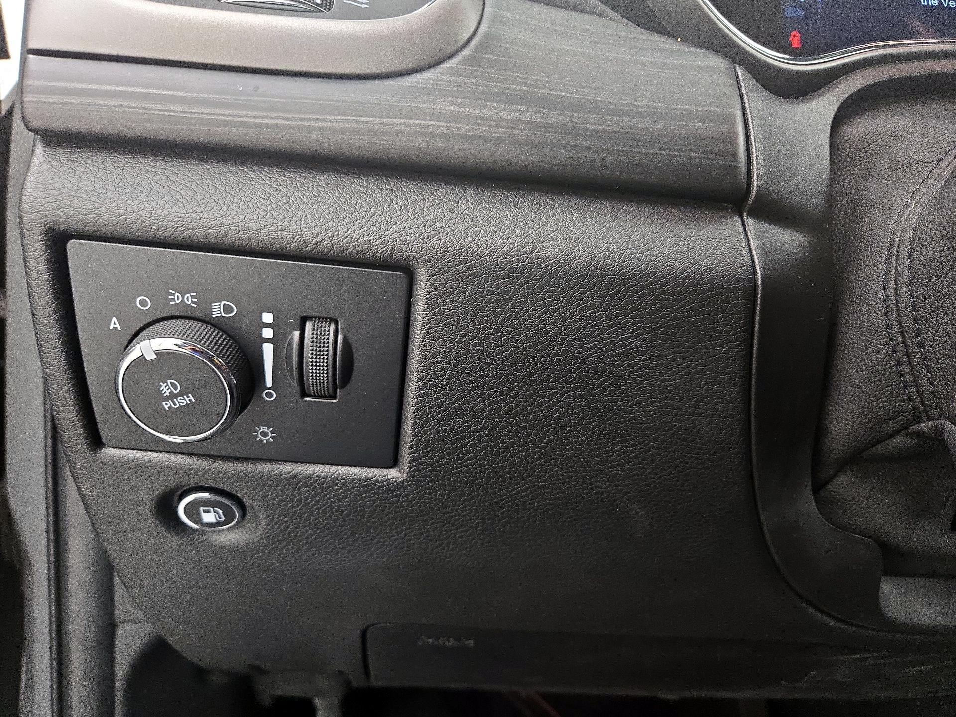 Thumbnail: 2021 Jeep Grand Cherokee - 13