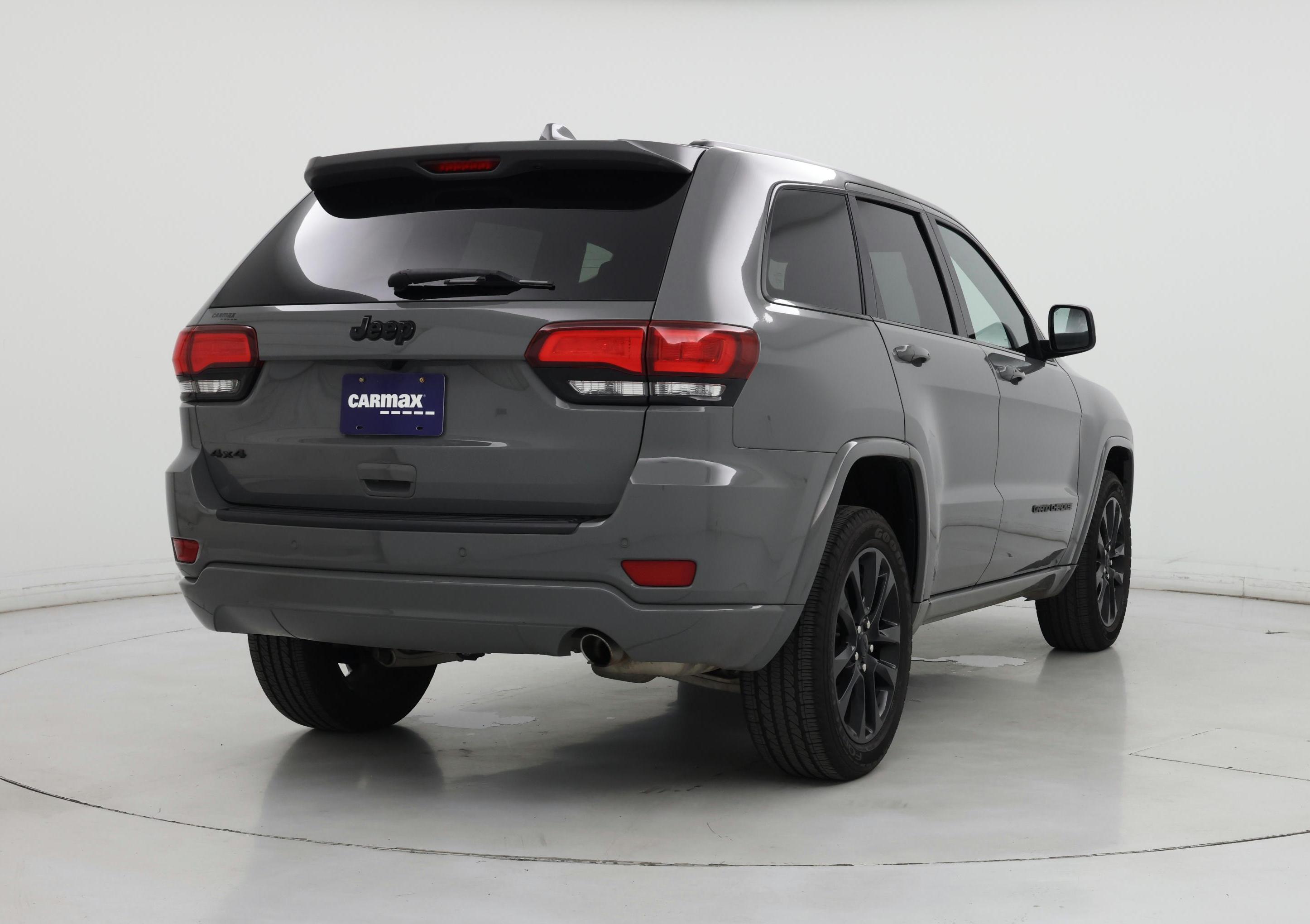 Thumbnail: 2021 Jeep Grand Cherokee - 8