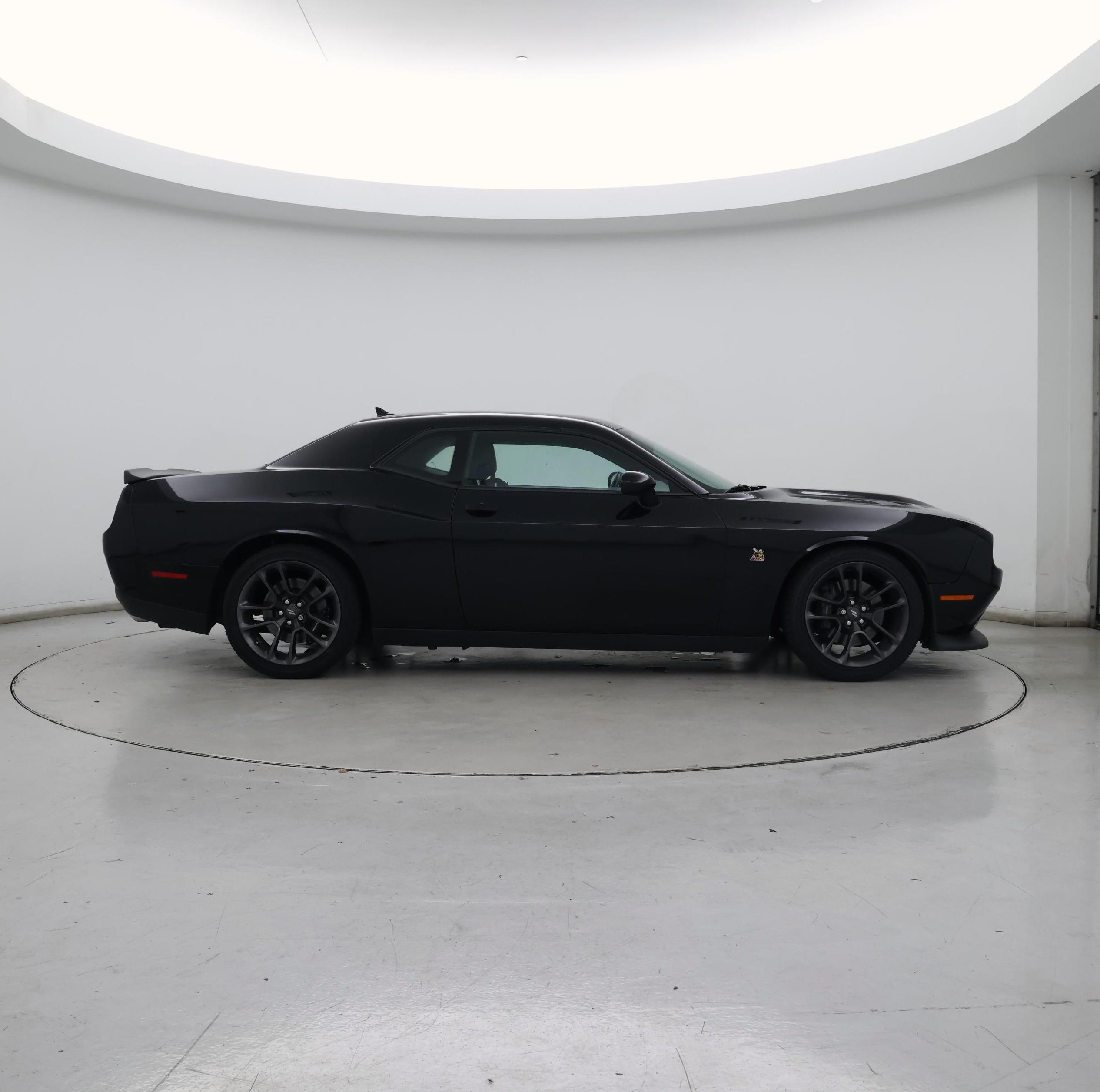 Thumbnail: 2021 Dodge Challenger - 7