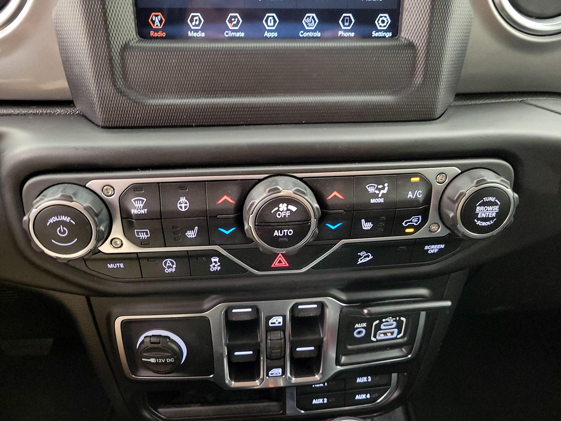 Thumbnail: 2021 Jeep Wrangler - 16