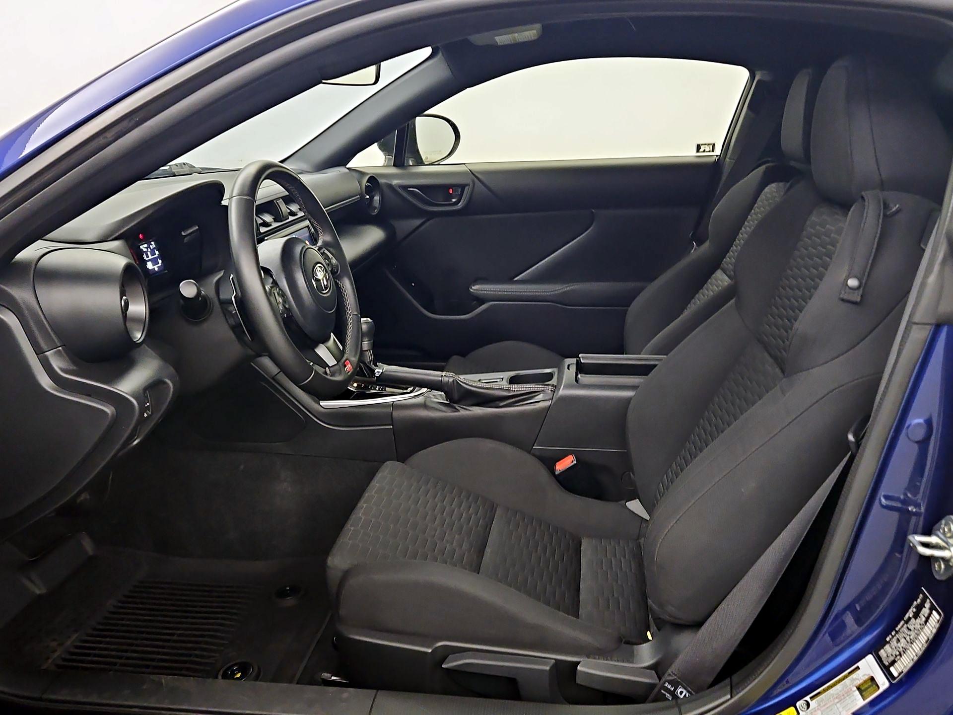Thumbnail: 2023 Toyota GR86 - 11