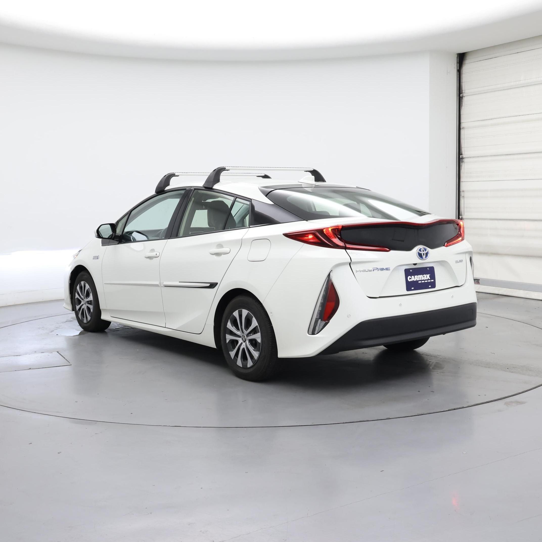 Thumbnail: 2020 Toyota Prius Prime - 2