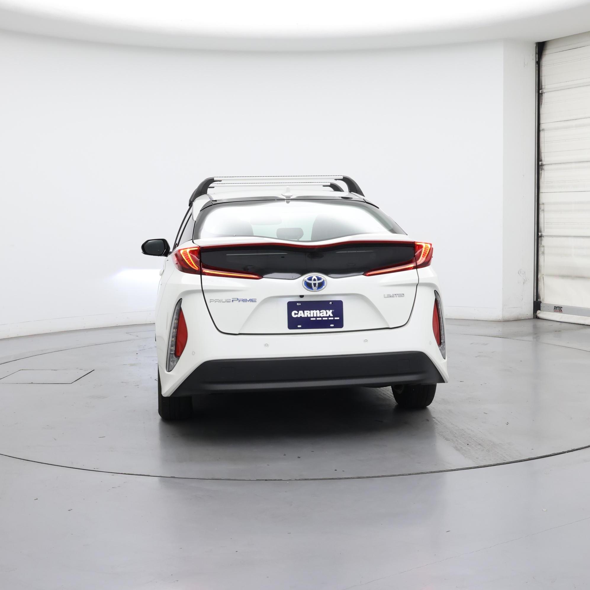 Thumbnail: 2020 Toyota Prius Prime - 6