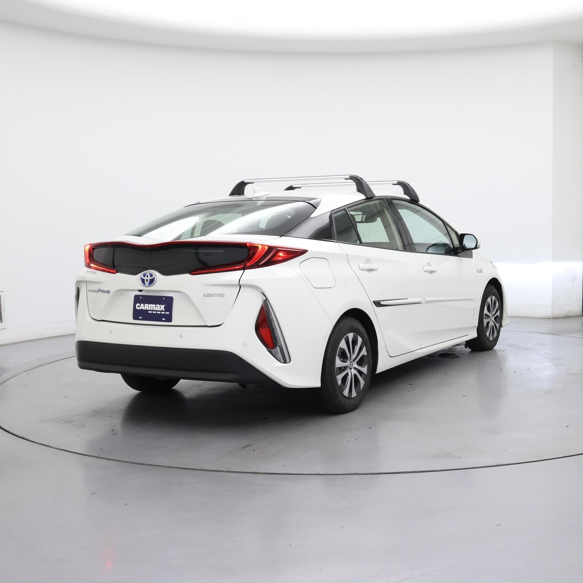 Thumbnail: 2020 Toyota Prius Prime - 8