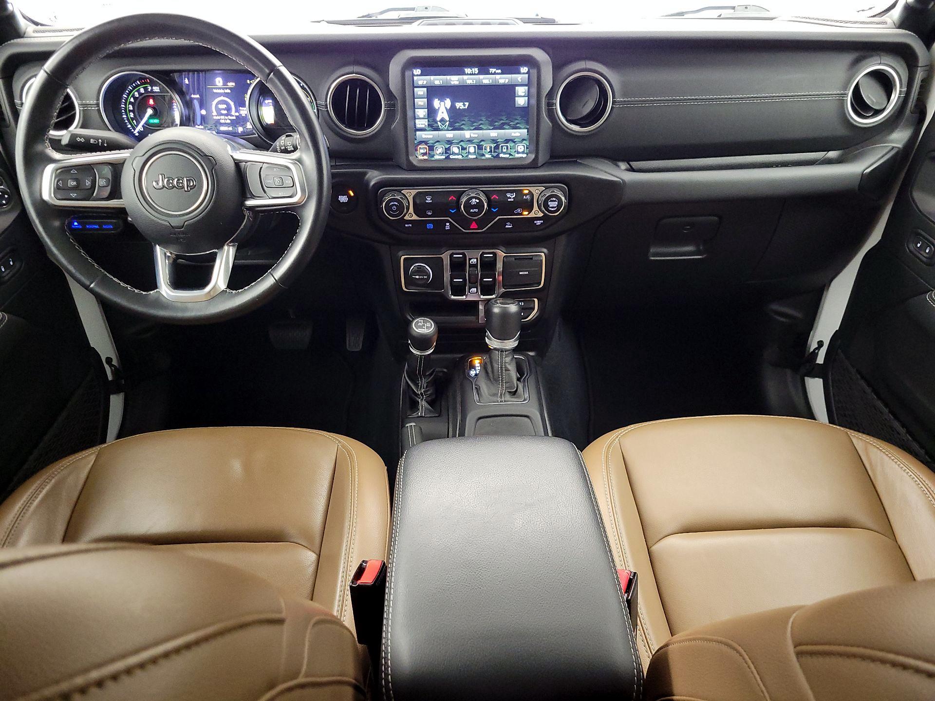 Thumbnail: 2022 Jeep Wrangler - 9