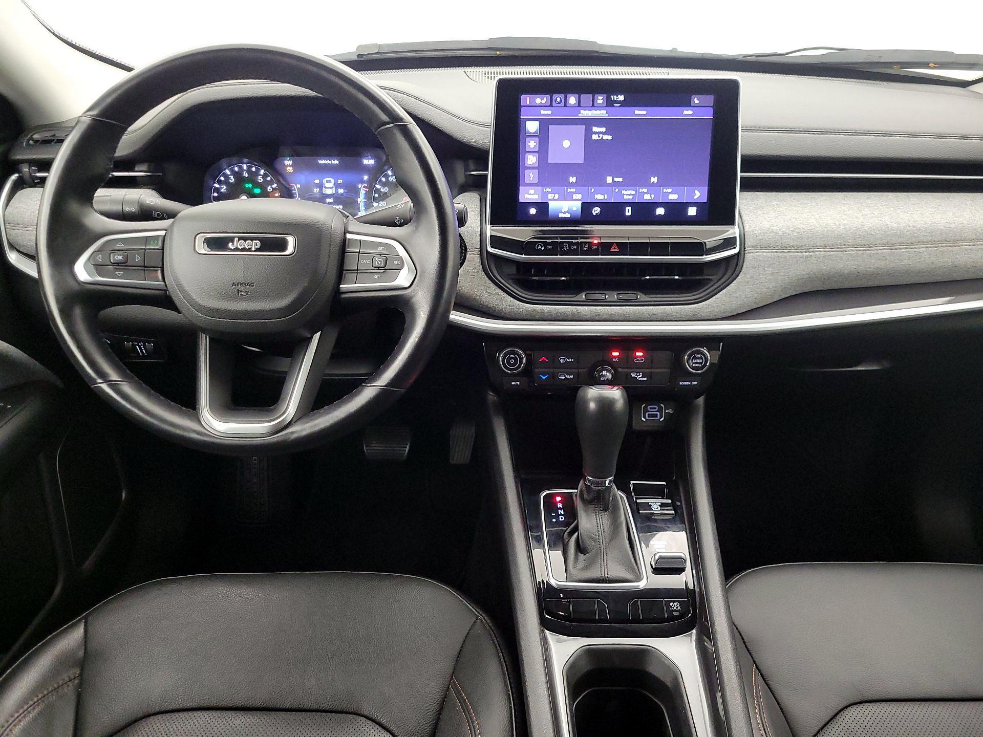Thumbnail: 2022 Jeep Compass - 9